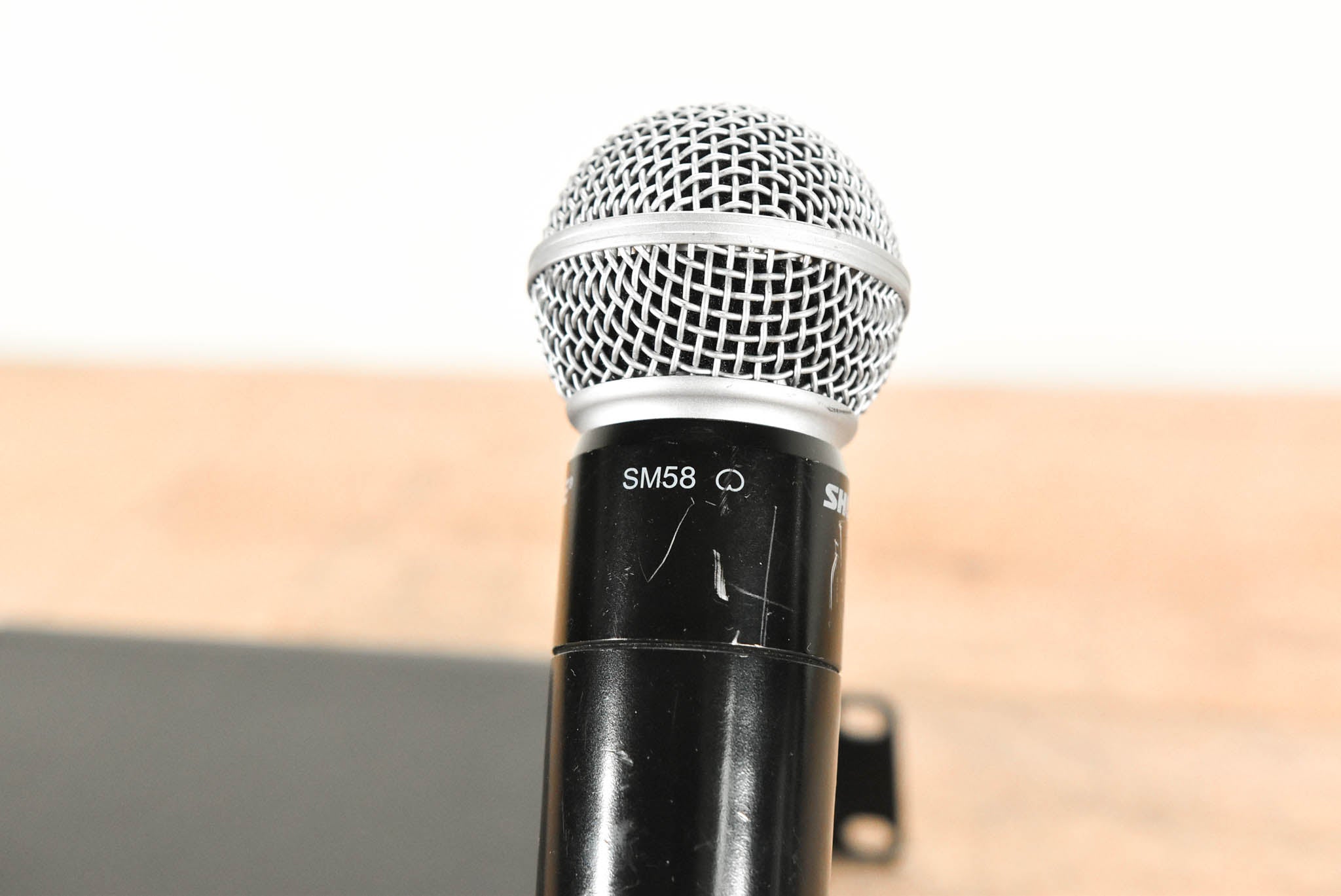 Shure ULXS24/58 Wireless Handheld Mic System - J1 Band (NO POWER SUPPLY)