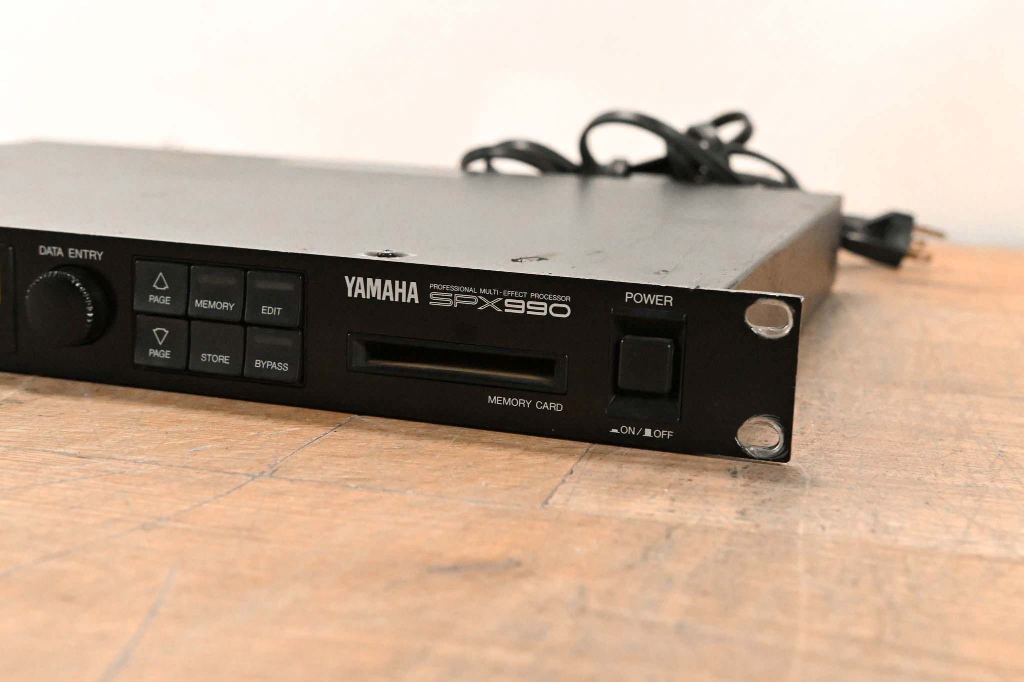 Yamaha SPX990 Multi-Effect Processor