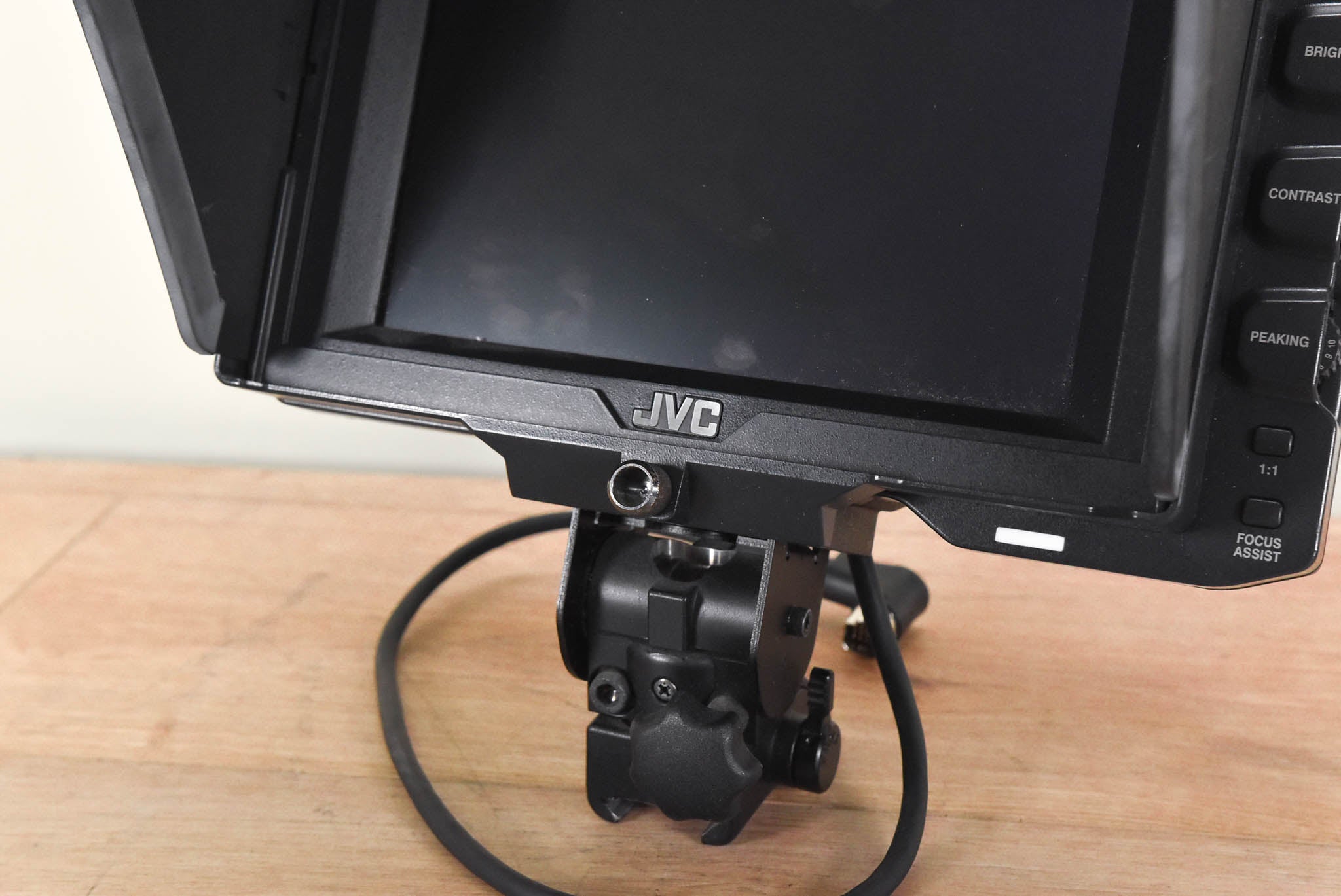 JVC VF-HP790G 8.4-in HD/SD Studio Viewfinder