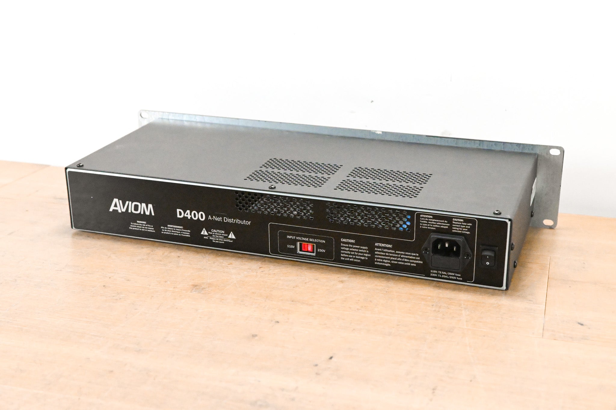 Aviom D400-Dante A-Net Distributor with Dante Connectivity