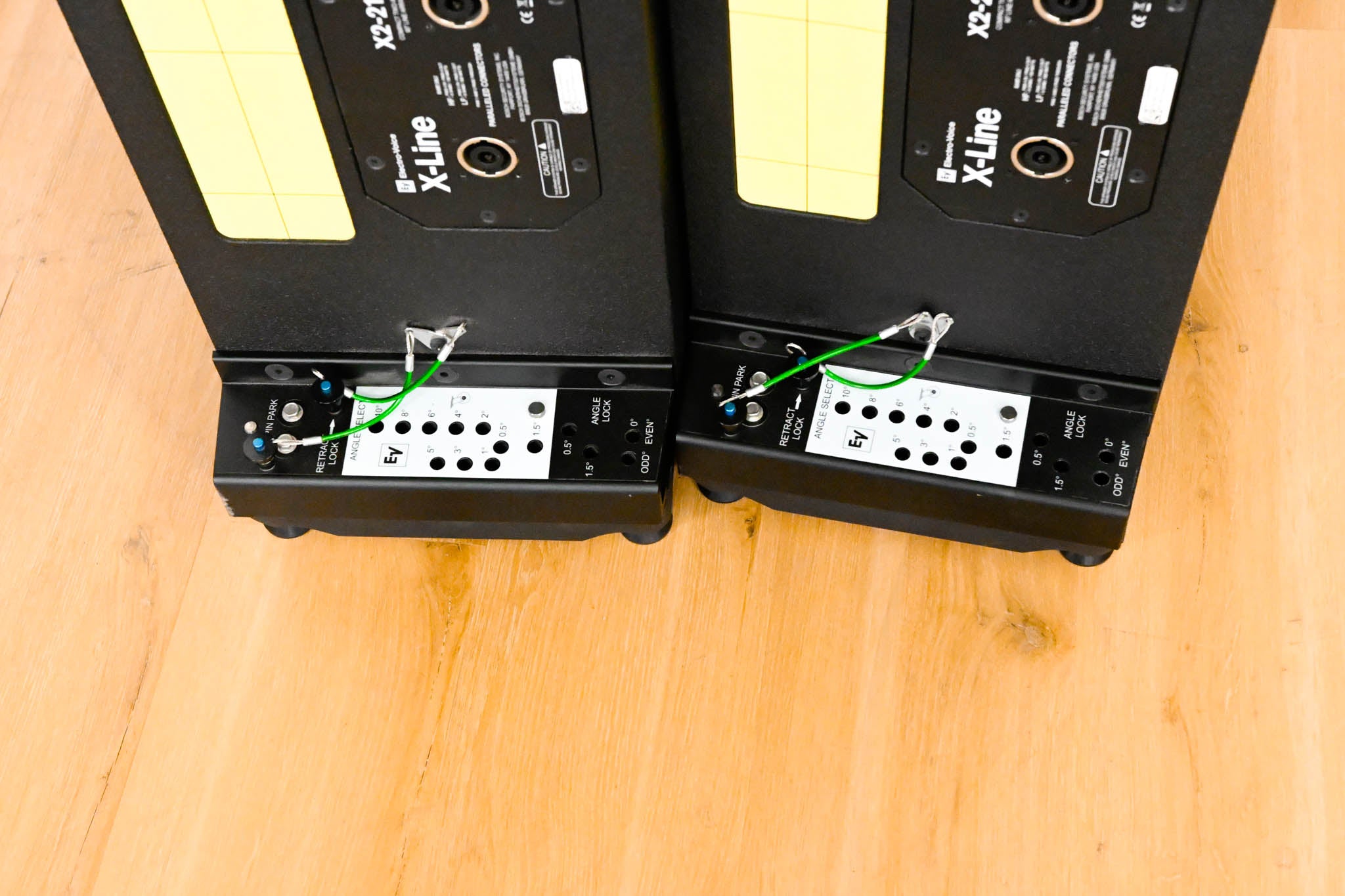 Electro-Voice (EV) X2-212/90 12" Vertical Line Array Loudspeaker (PAIR)