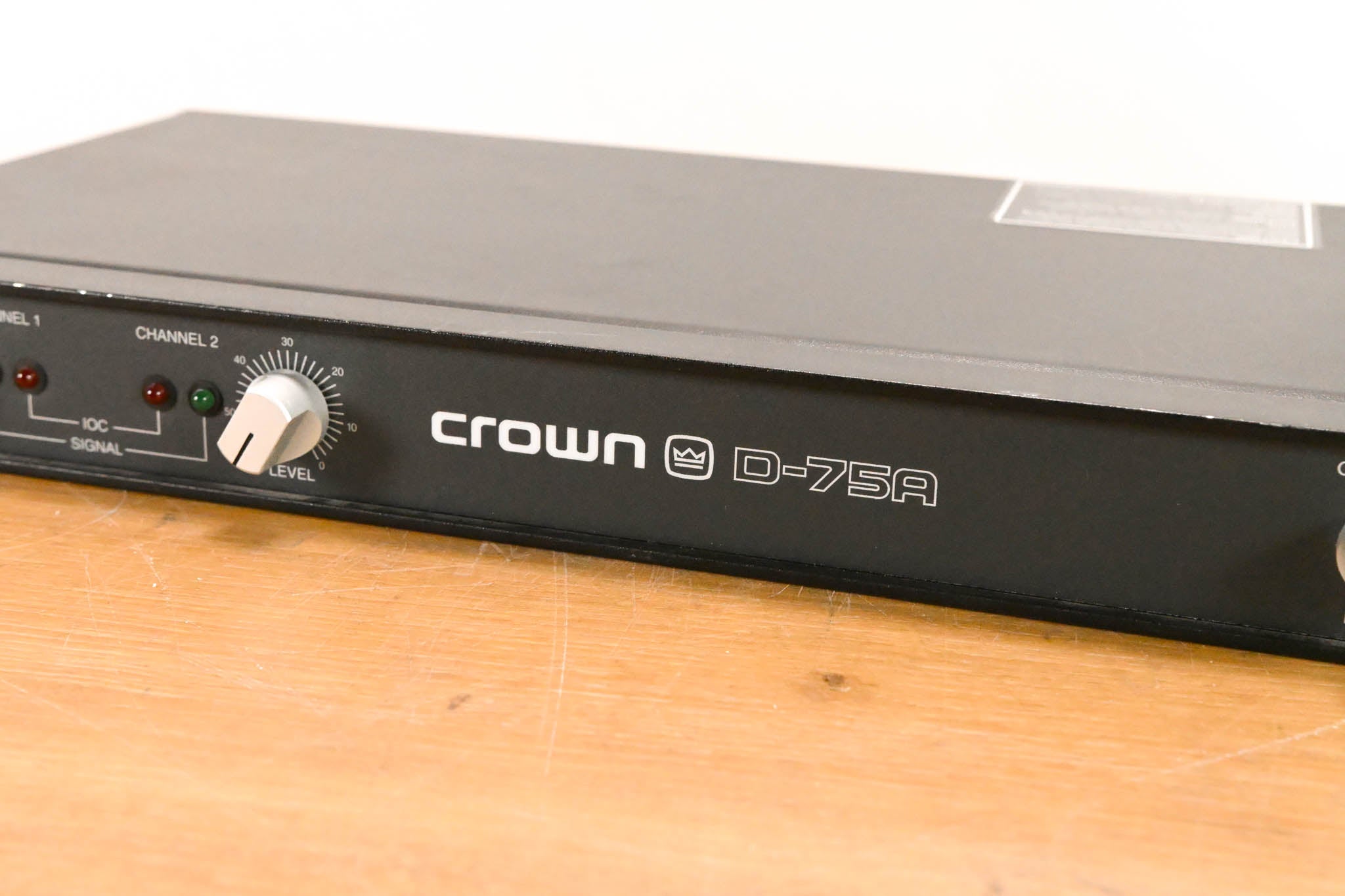 Crown D-75A 2-Channel Power Amplifier