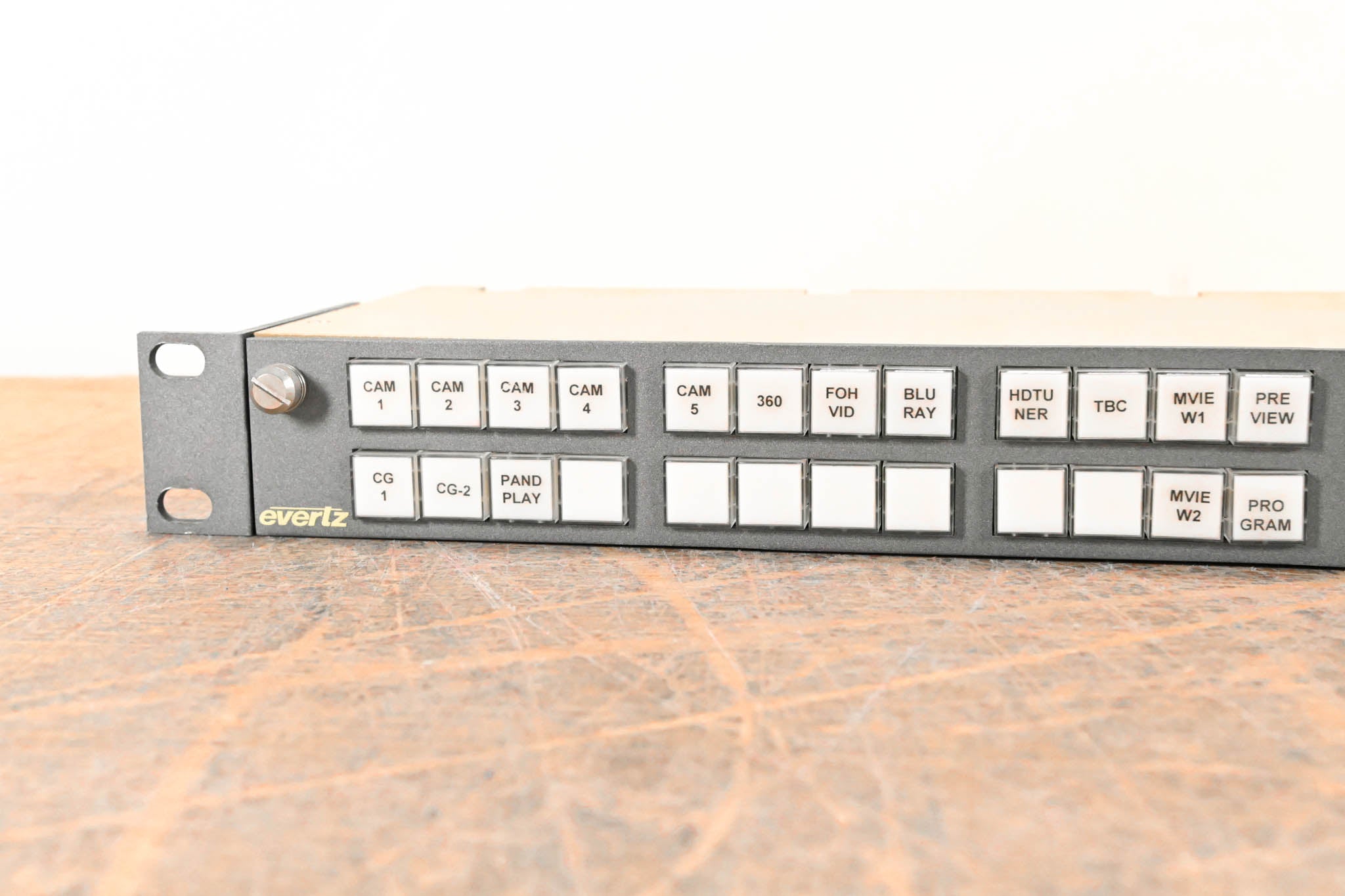 Evertz Quartz CP-2402 1RU 29-Button Remote Control Panel