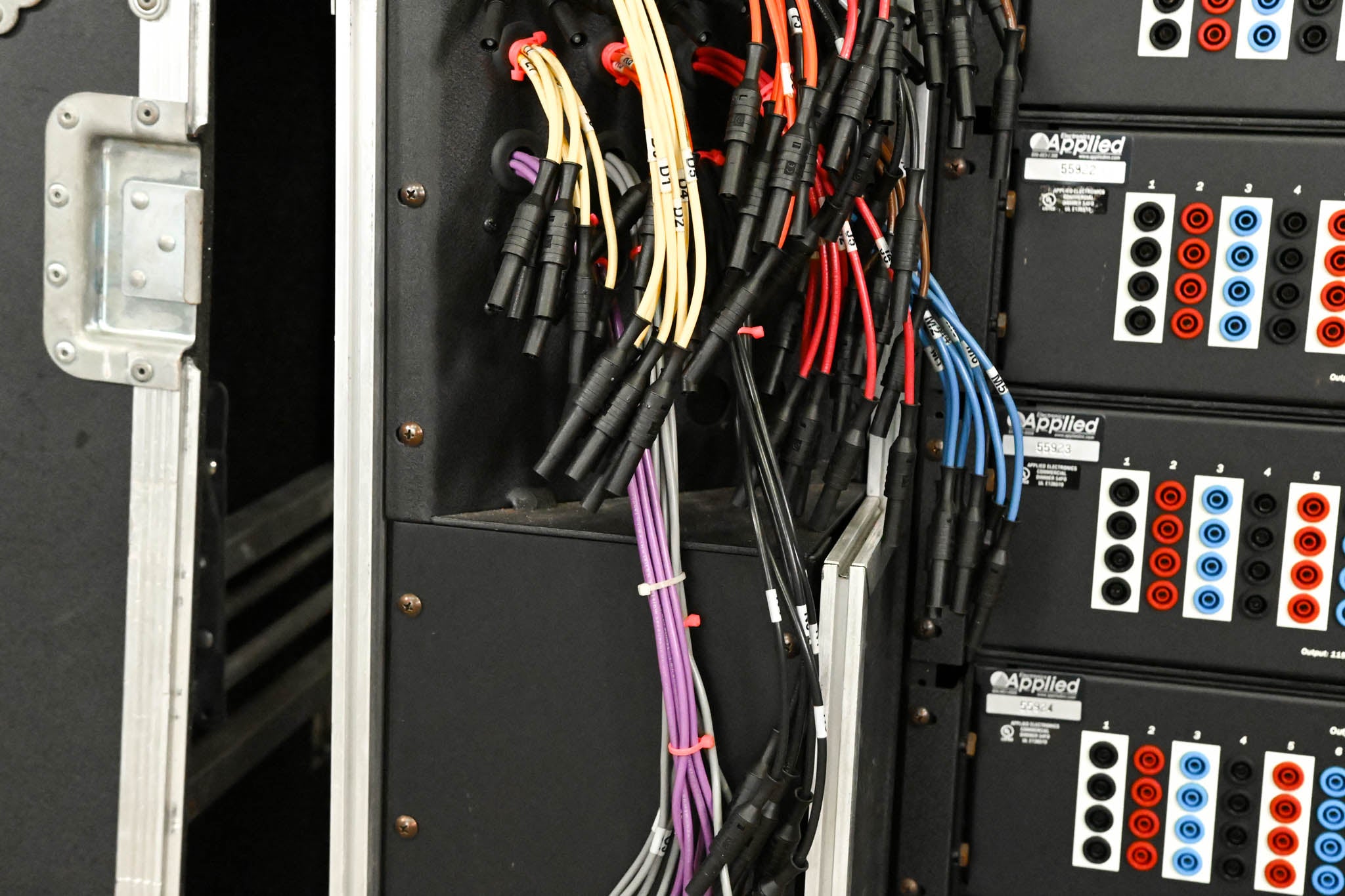 Applied Electronics 48-Channel Omega Rack SA12/2400 Dimmer Rack