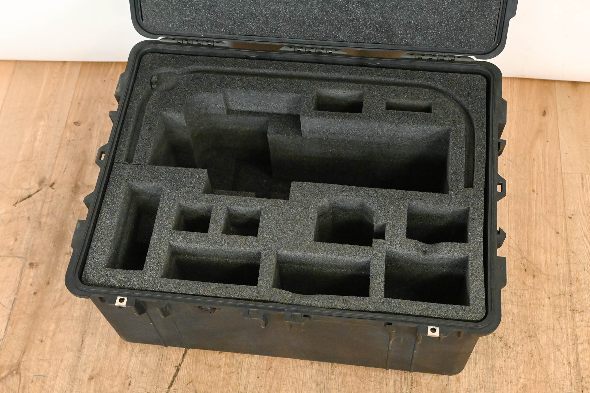 Pelican 1630 Protector Transport Case with Foam