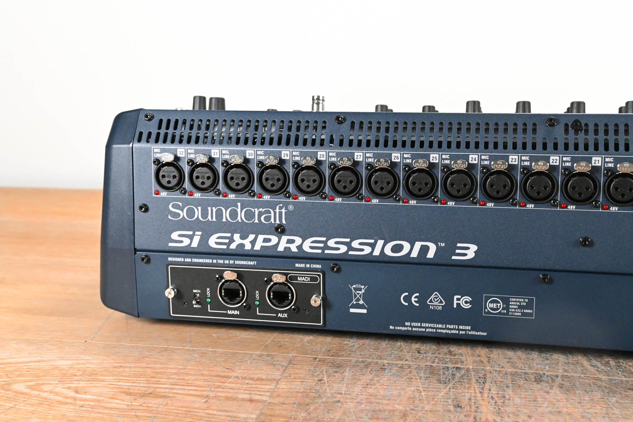 Soundcraft Si Expression 3 32-Channel Digital Mixer with CAT5 MADI Card