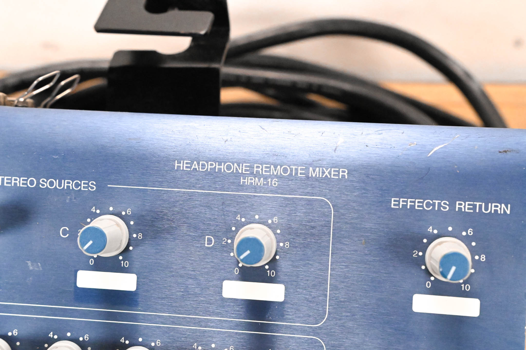 Furman HRM-16 16-Channel Headphone Mixing Station