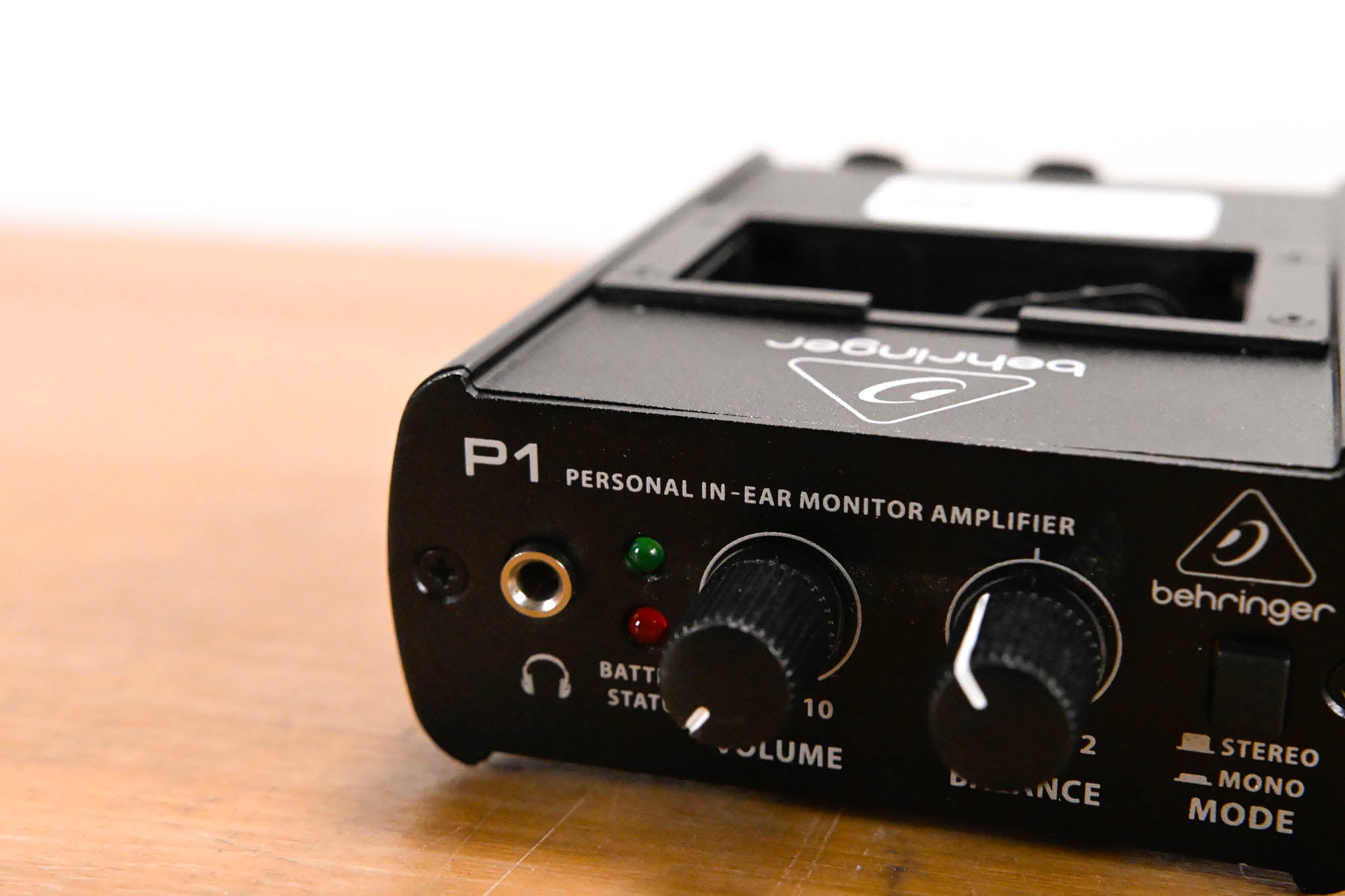 Behringer Powerplay P1 Personal In-Ear Monitor Amplifier