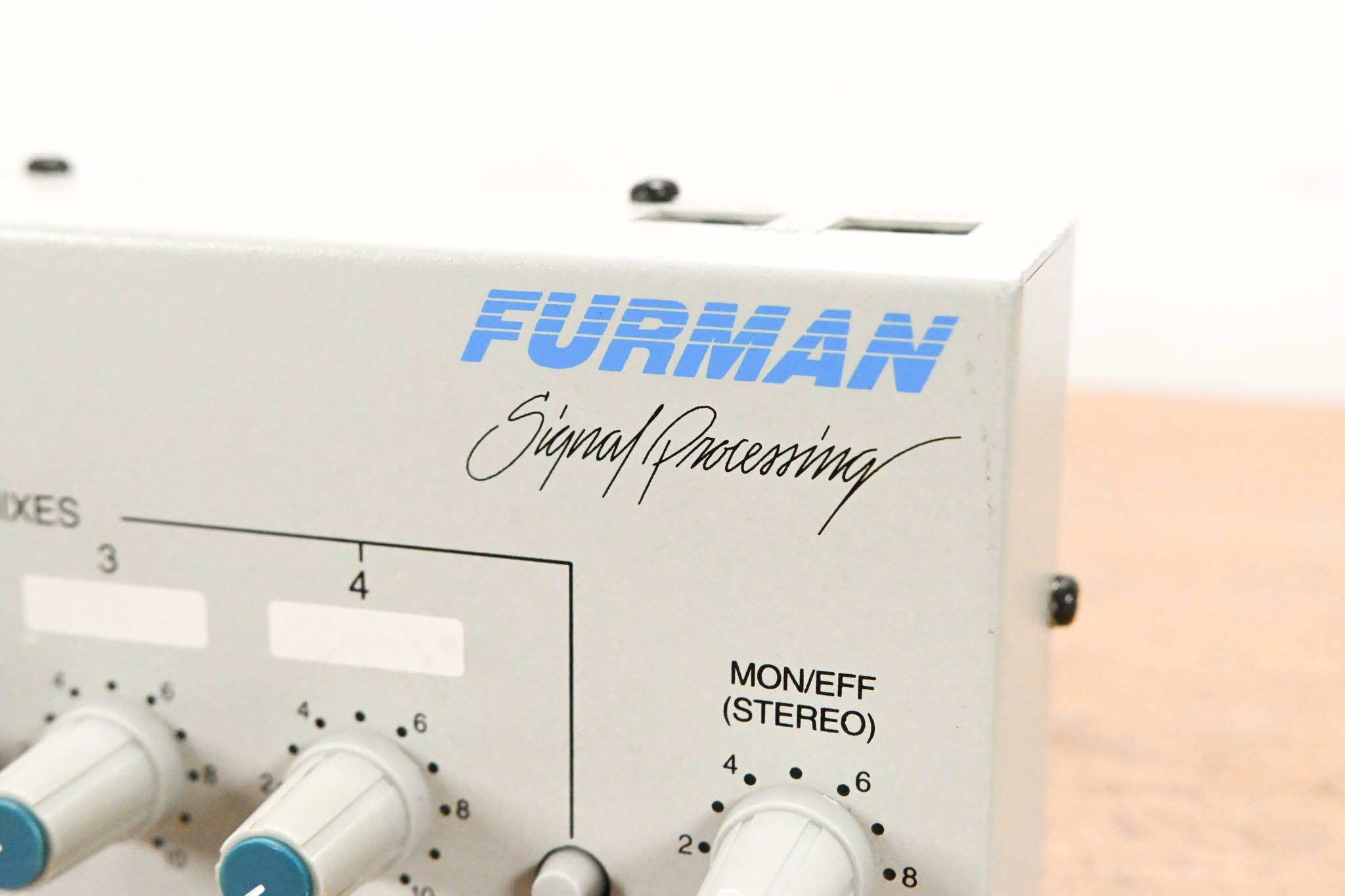 Furman HR-6 6-Channel Headphone Mixing Station