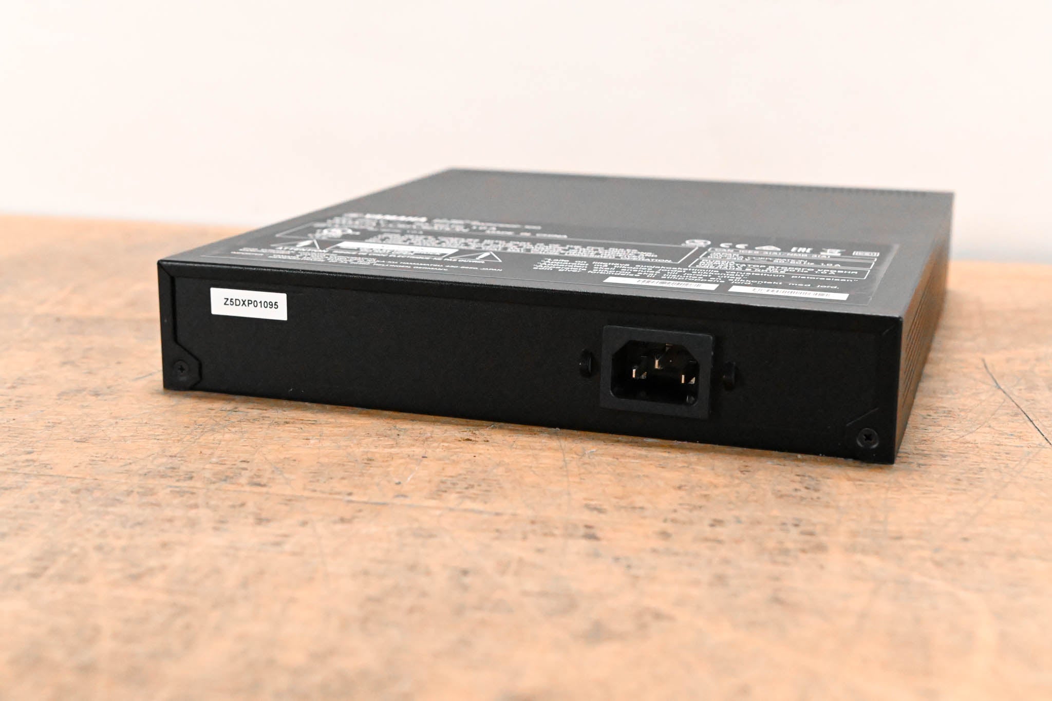 Yamaha SWR2100P-10G 10-port L2 Network Switch with PoE