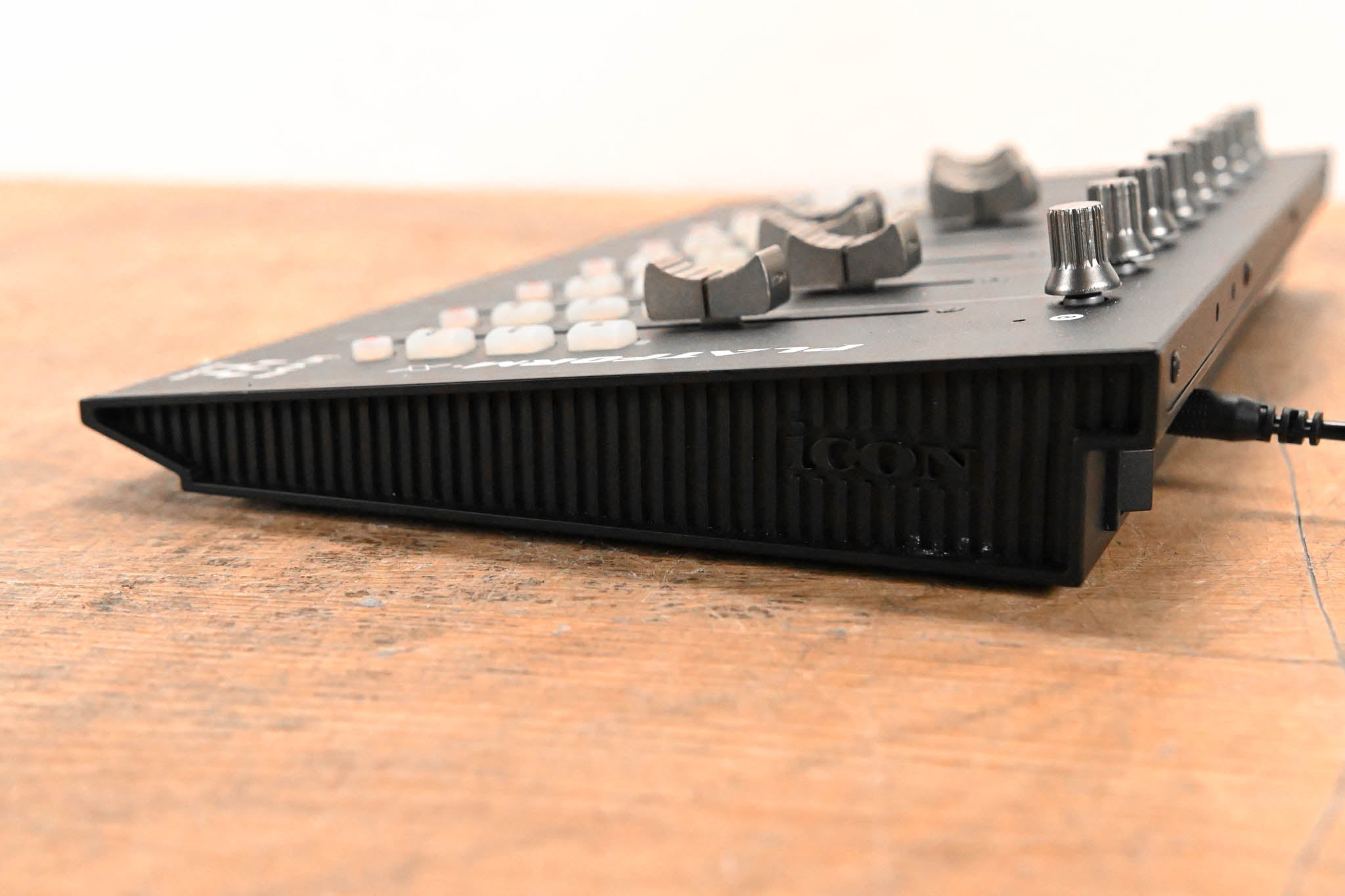Icon Pro Audio Platform X 8-CH Extender for Platform M Control Surface