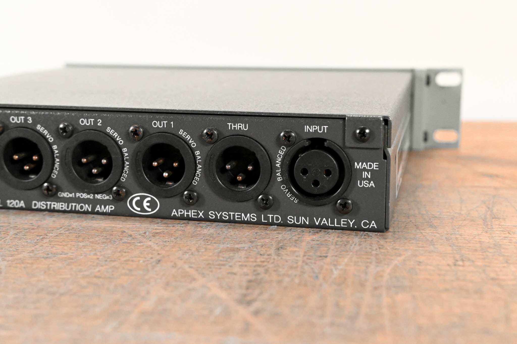 Aphex 120A Distribution Amplifier with 1 XLR Input and 4 XLR Outputs