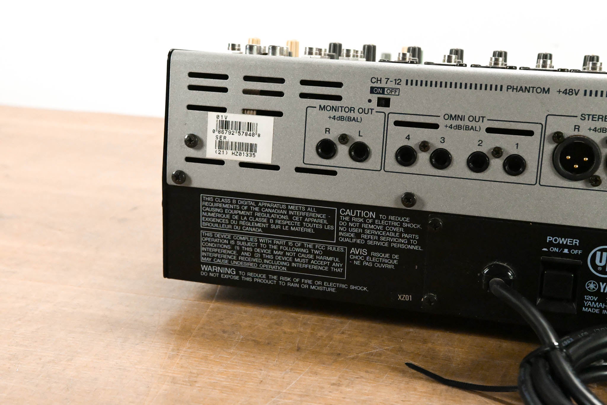 Yamaha 01V 16-Channel Digital Audio Console