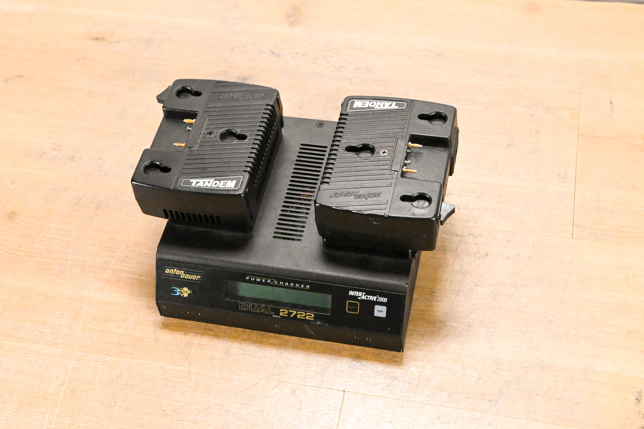 Anton Bauer Dual 2722 Interactive 2000 Battery Charger w/ 2x Tandem PSU