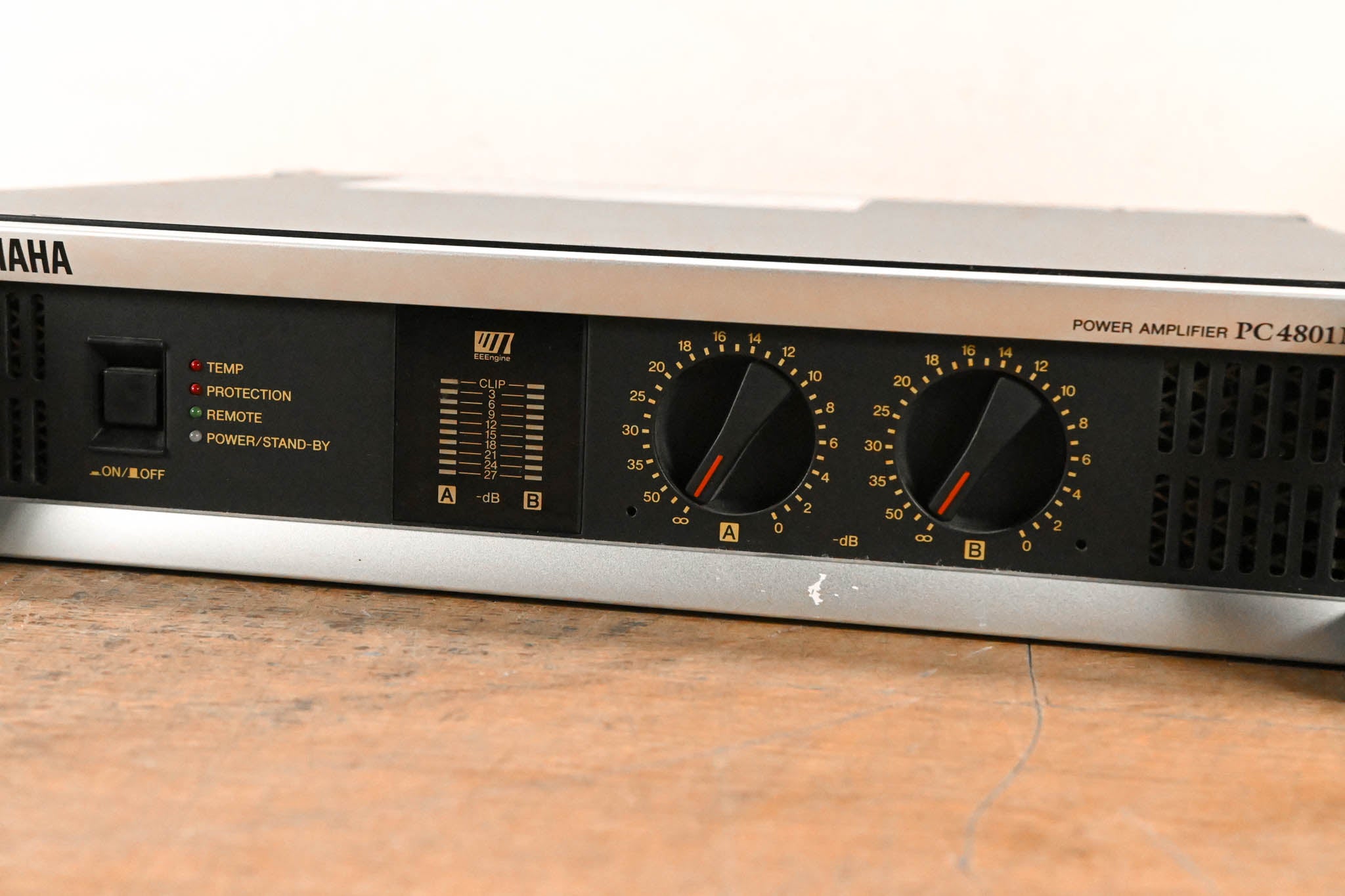 Yamaha PC4801N 2-Channel 475W Power Amplifier