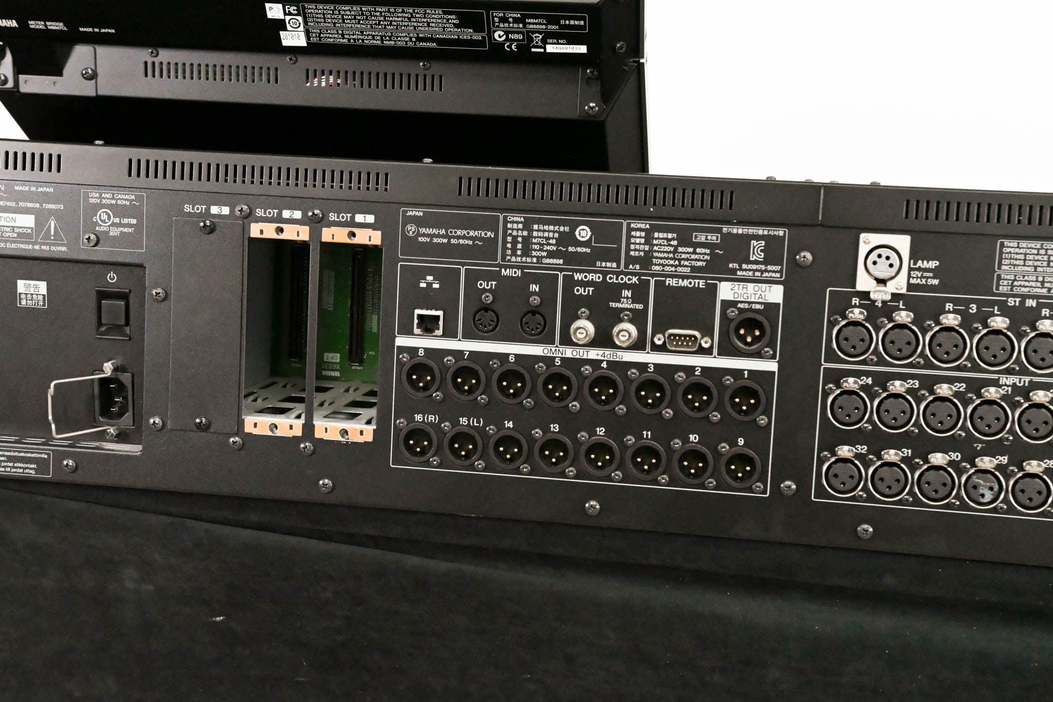Yamaha M7CL-48 48-Channel Digital Audio Mixing Console