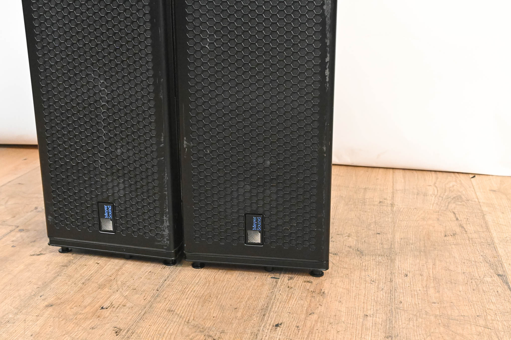 Meyer Sound M'elodie High-Power Curvilinear Array Loudspeaker (PAIR)