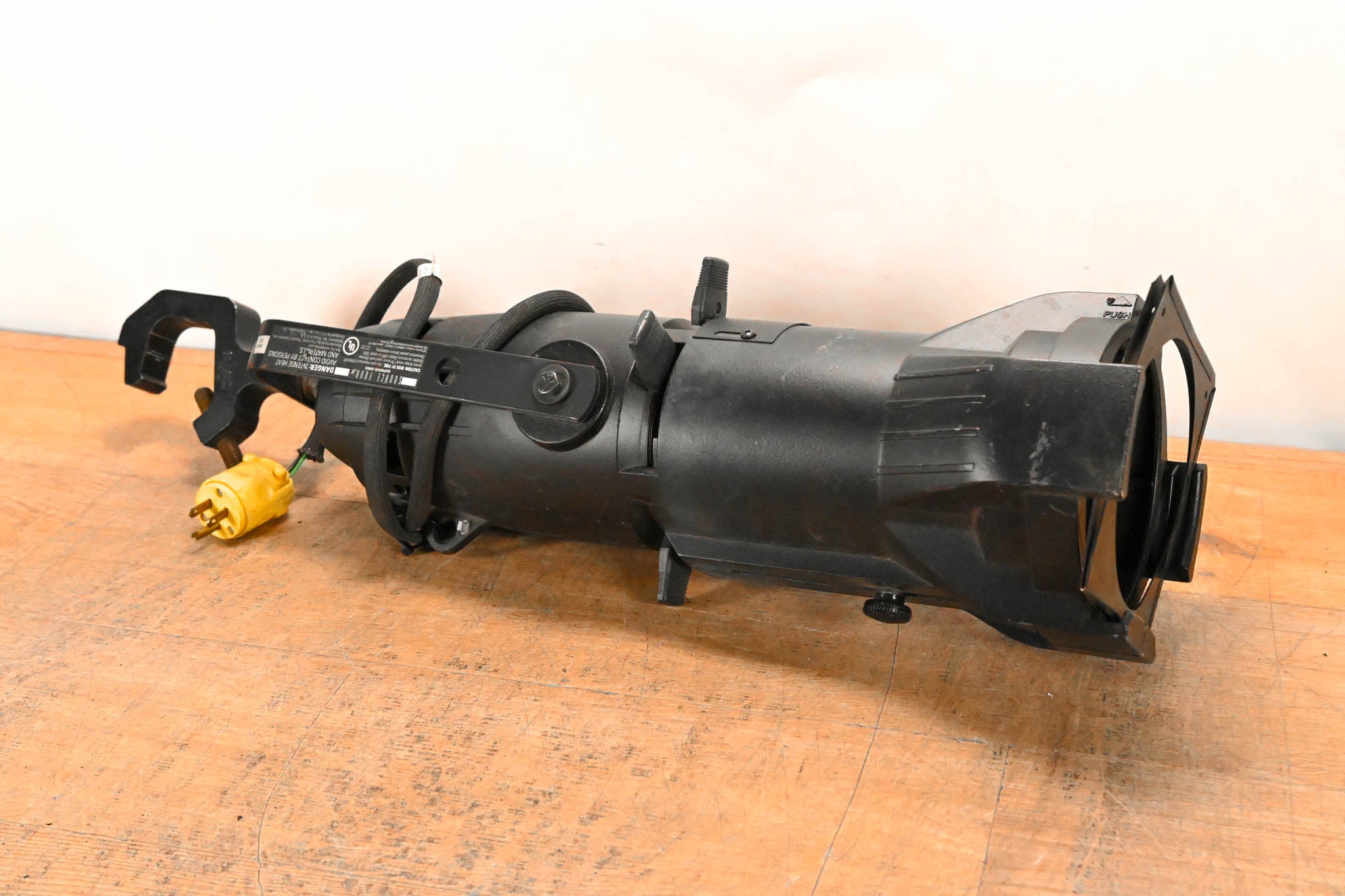 ETC Source Four Jr 36 Degree 575 Ellipsoidal Light
