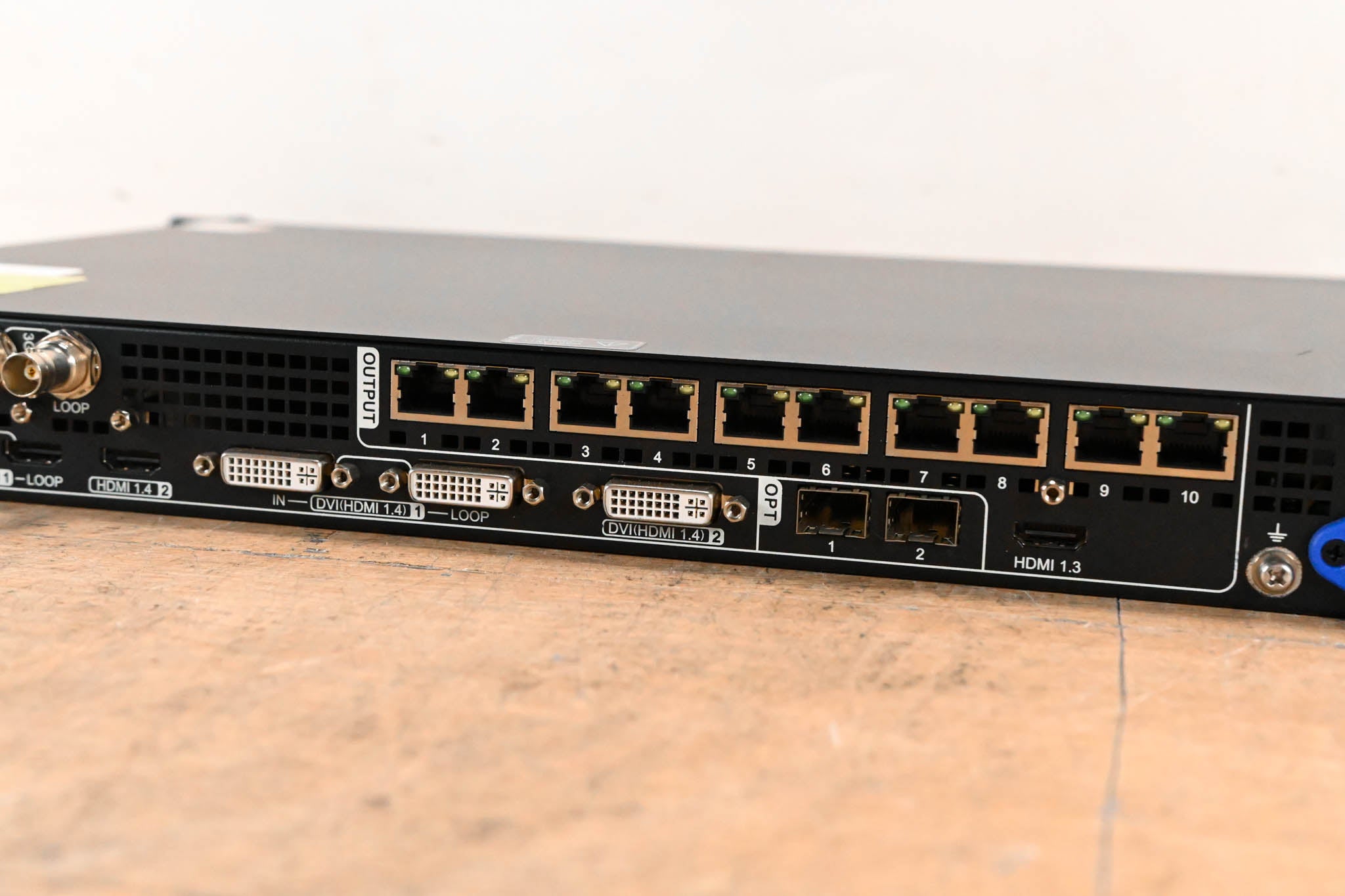 NovaStar VX1000 All-in-One LED Video Processor