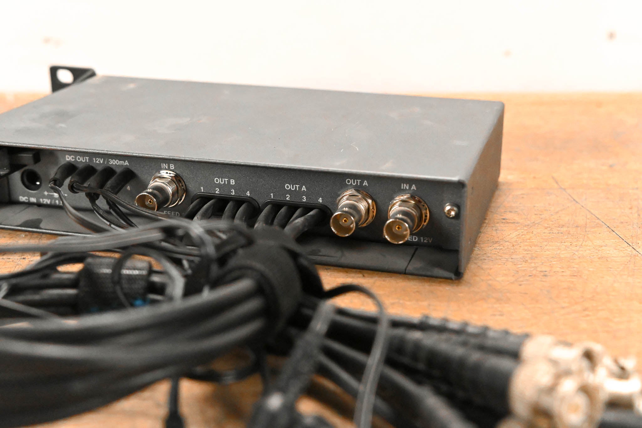 Sennheiser ASP 2 Antenna and Power Distribution System (NO POWER SUPPLY)