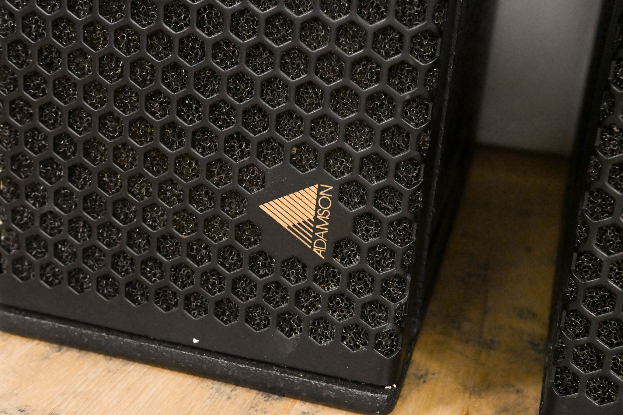 Adamson SpekTrix 3-Way Full Range Line Array Loudspeaker (PAIR)