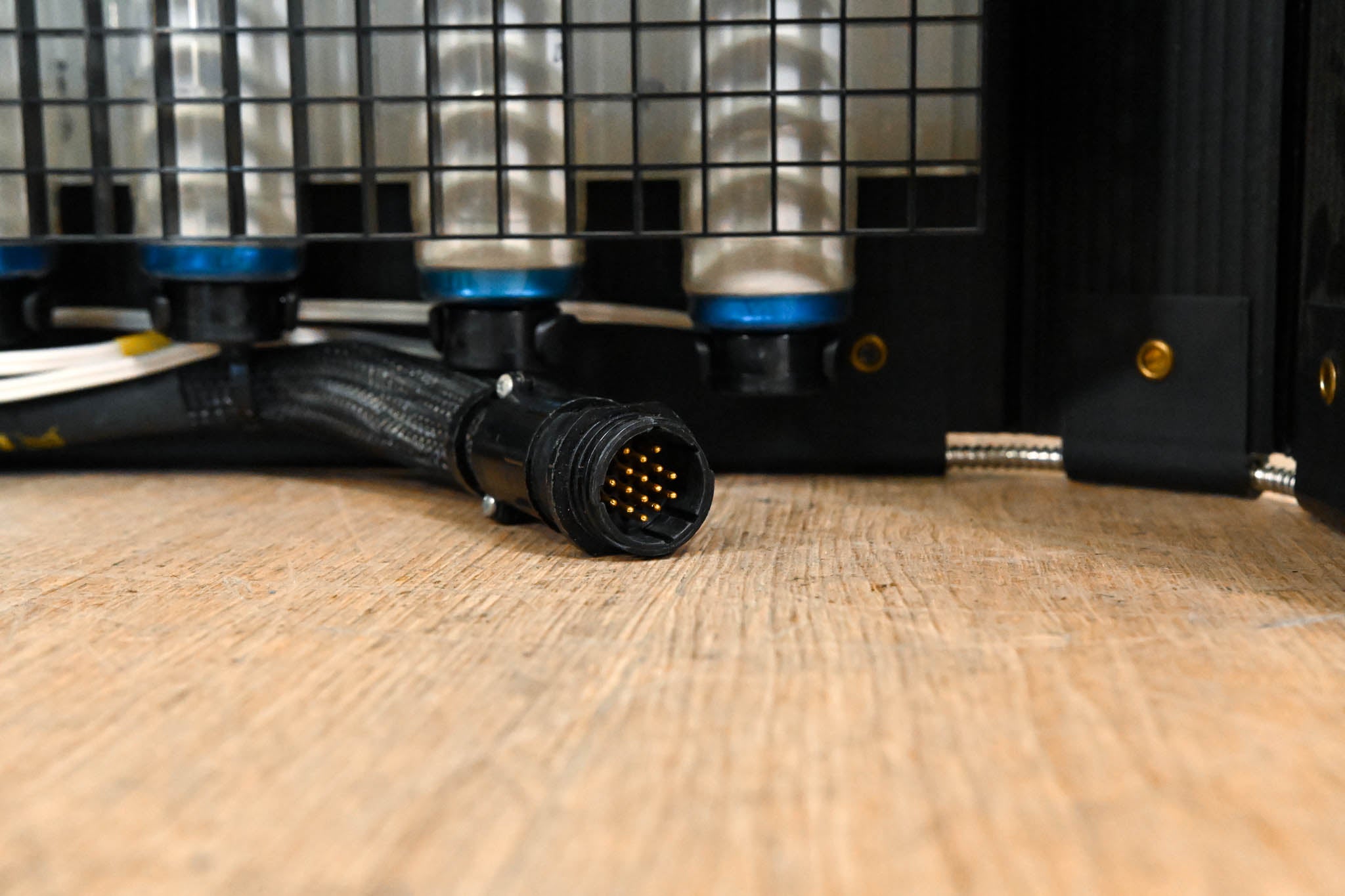 Kino Flo Select 4Bank 2-Light Gaffer Kit