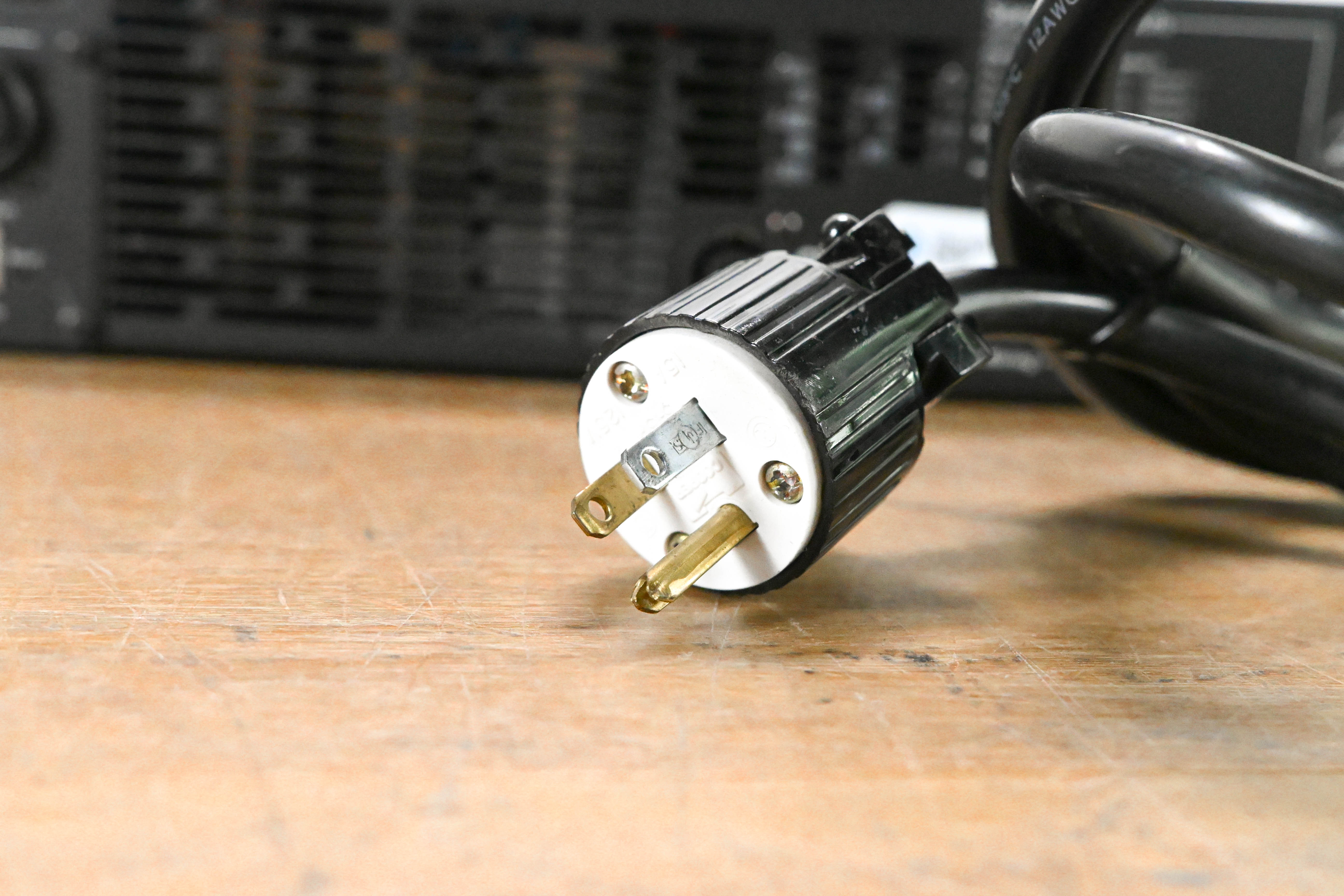 Ashly PE-3000 2-Channel Protea-Enabled 1500W Power Amplifier