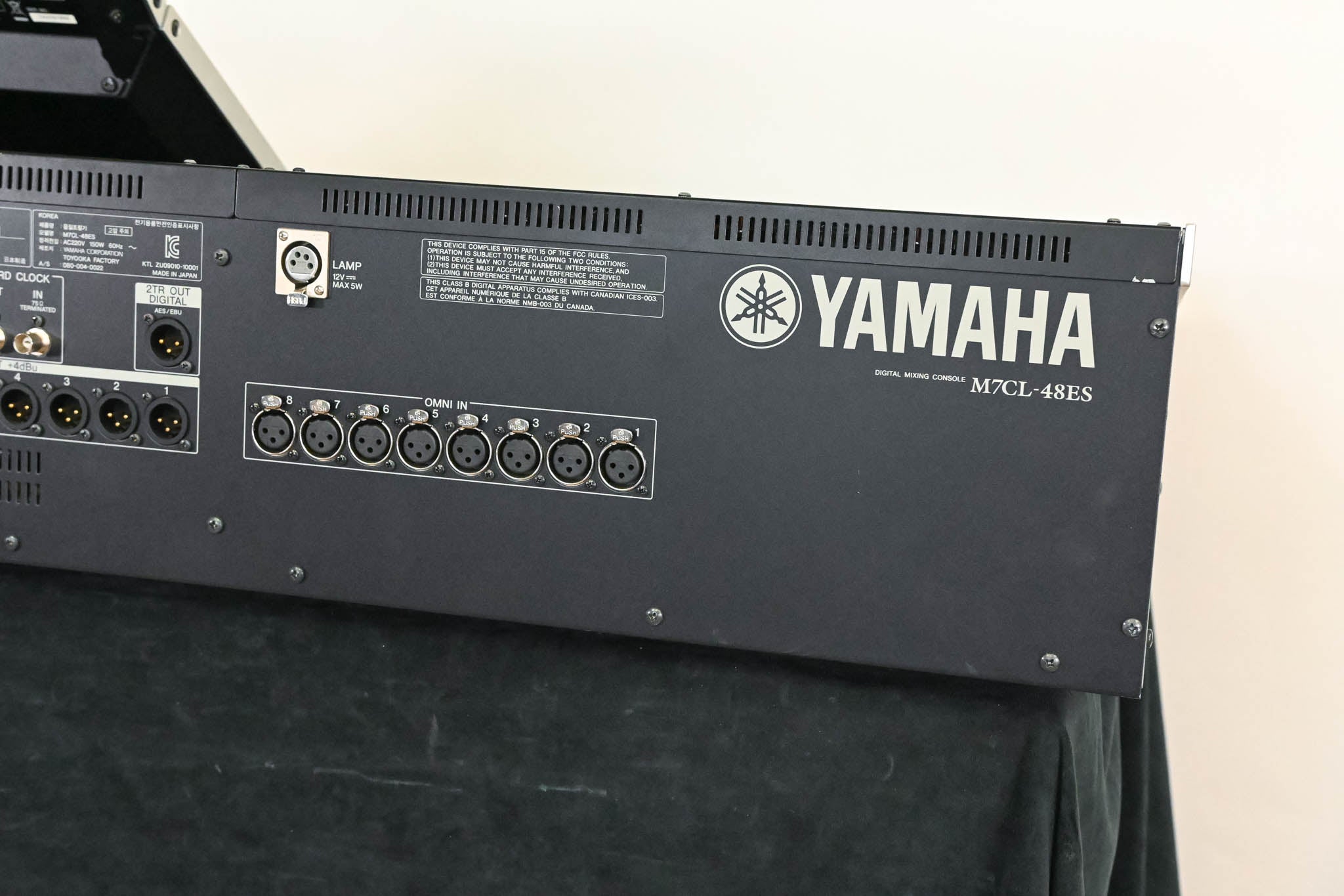 Yamaha M7CL-48ES 48-Channel EtherSound Digital Audio Mixer