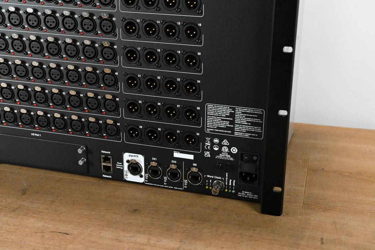 Allen & Heath dLive C3500 Control Surface w/ CDM64 64-in/32-out MixRack