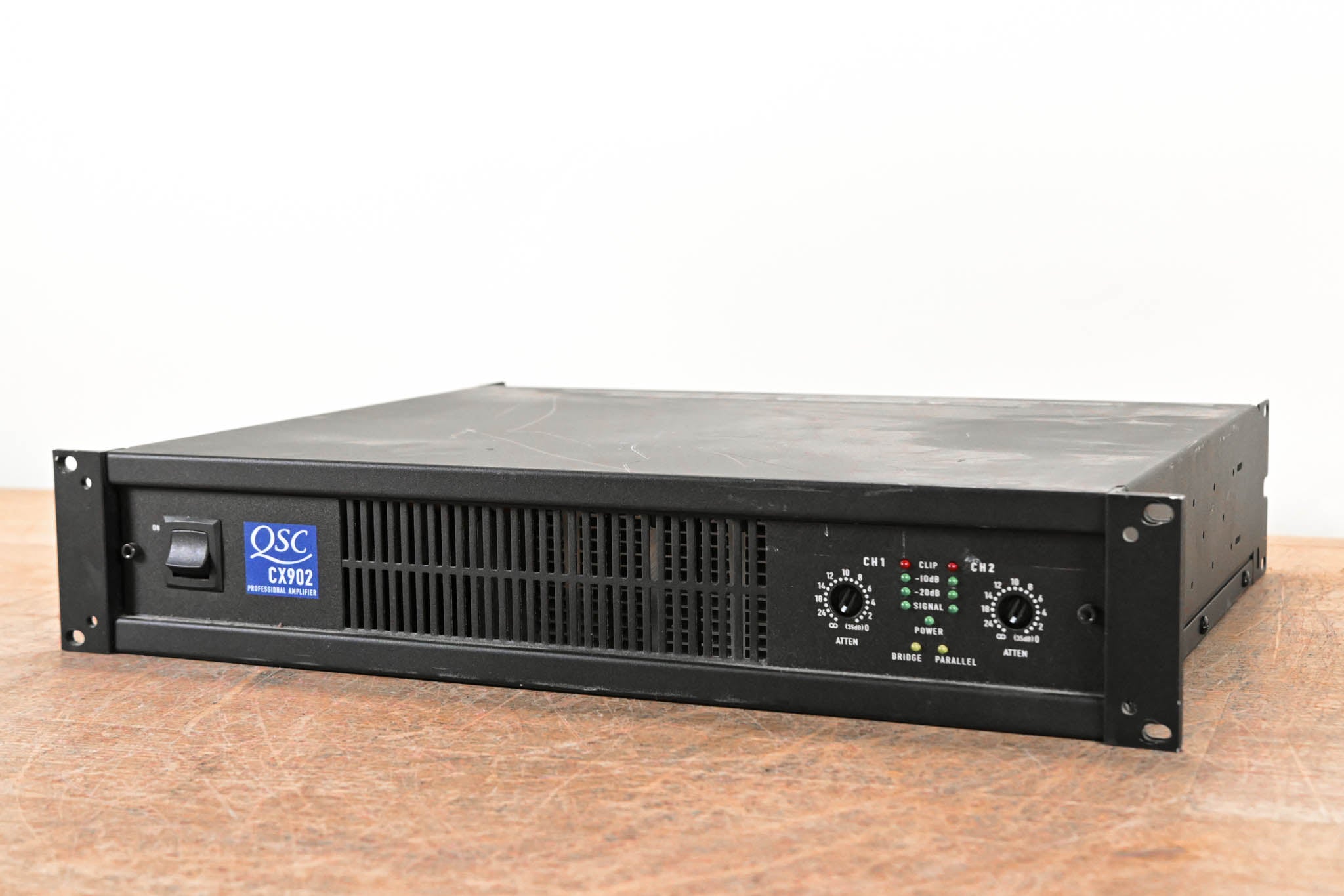 QSC CX902 2-Channel Power Amplifier