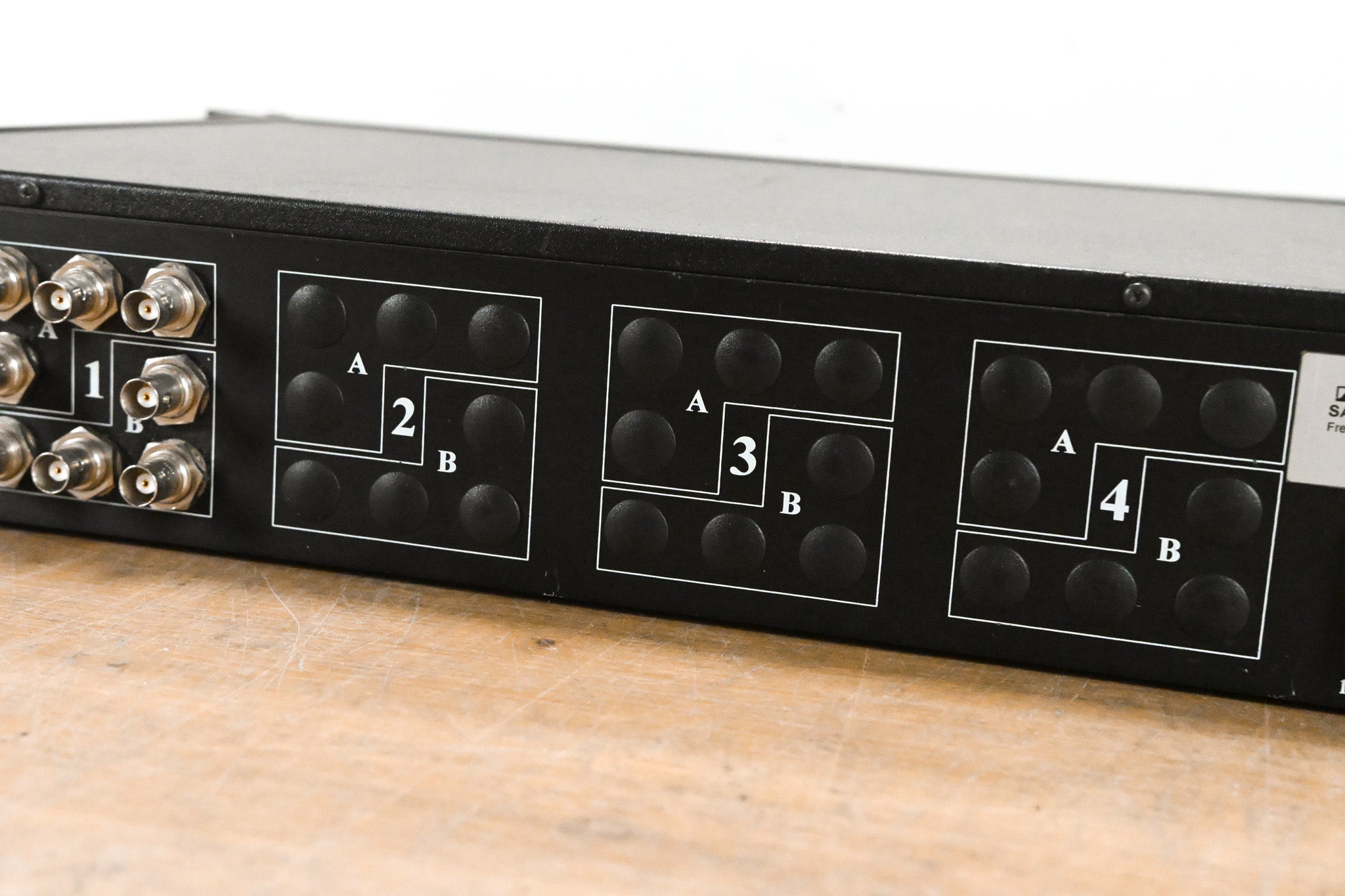 Sennheiser SAS108 Selective Antenna Distribution System 506-530 MHz