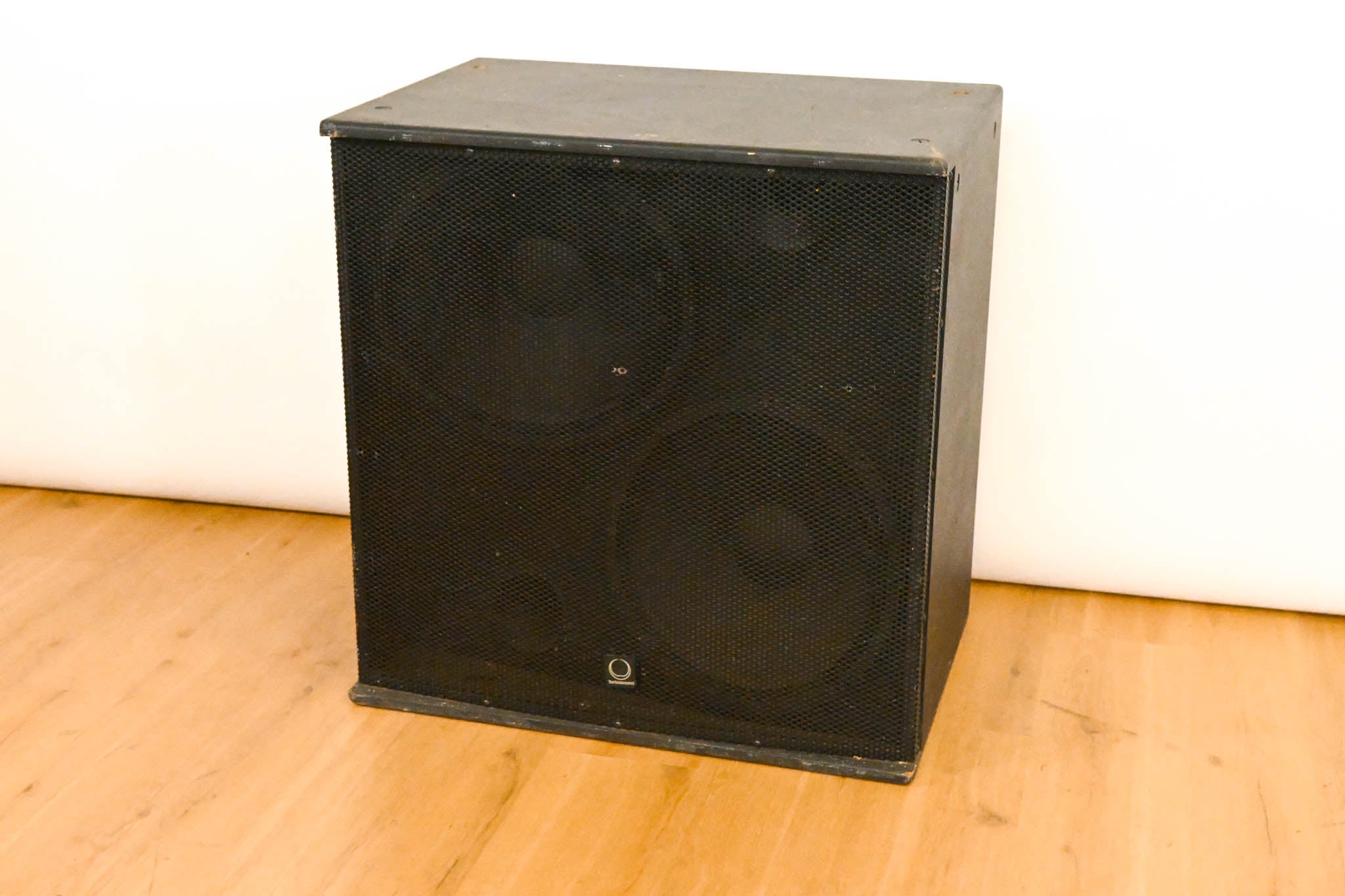 Turbosound TCS-215 Dual 15