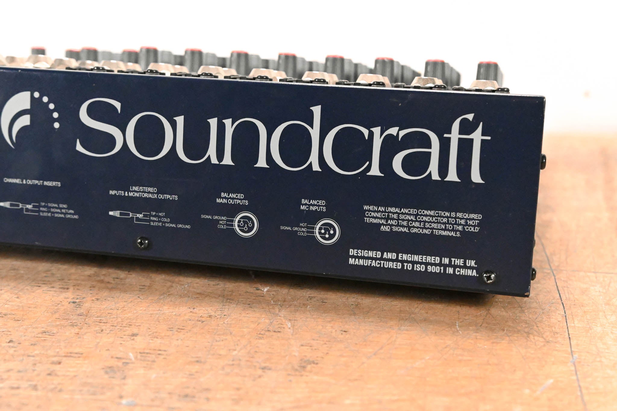 Soundcraft EPM8 High-Performance 10-Channel Analog Audio Mixer