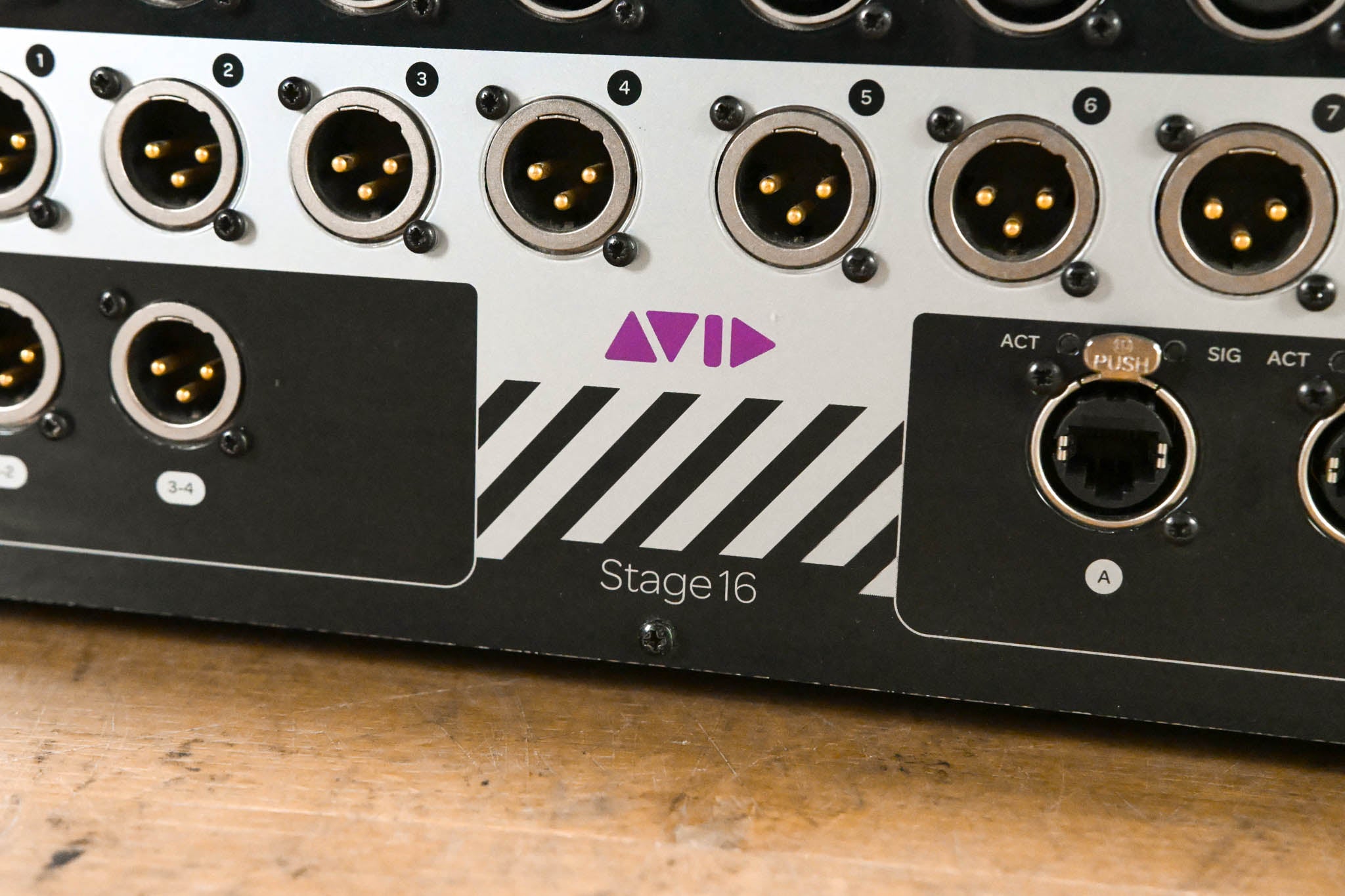 AVID Venue Stage 16 Remote I/O Stage Rack for S3L Digital Mixing System