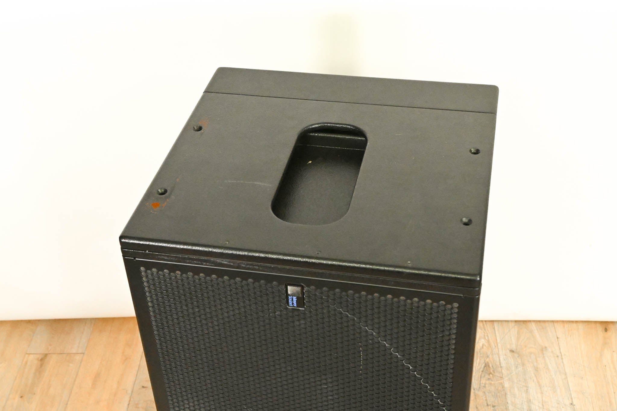 Meyer Sound 600-HP Compact High-Power Subwoofer