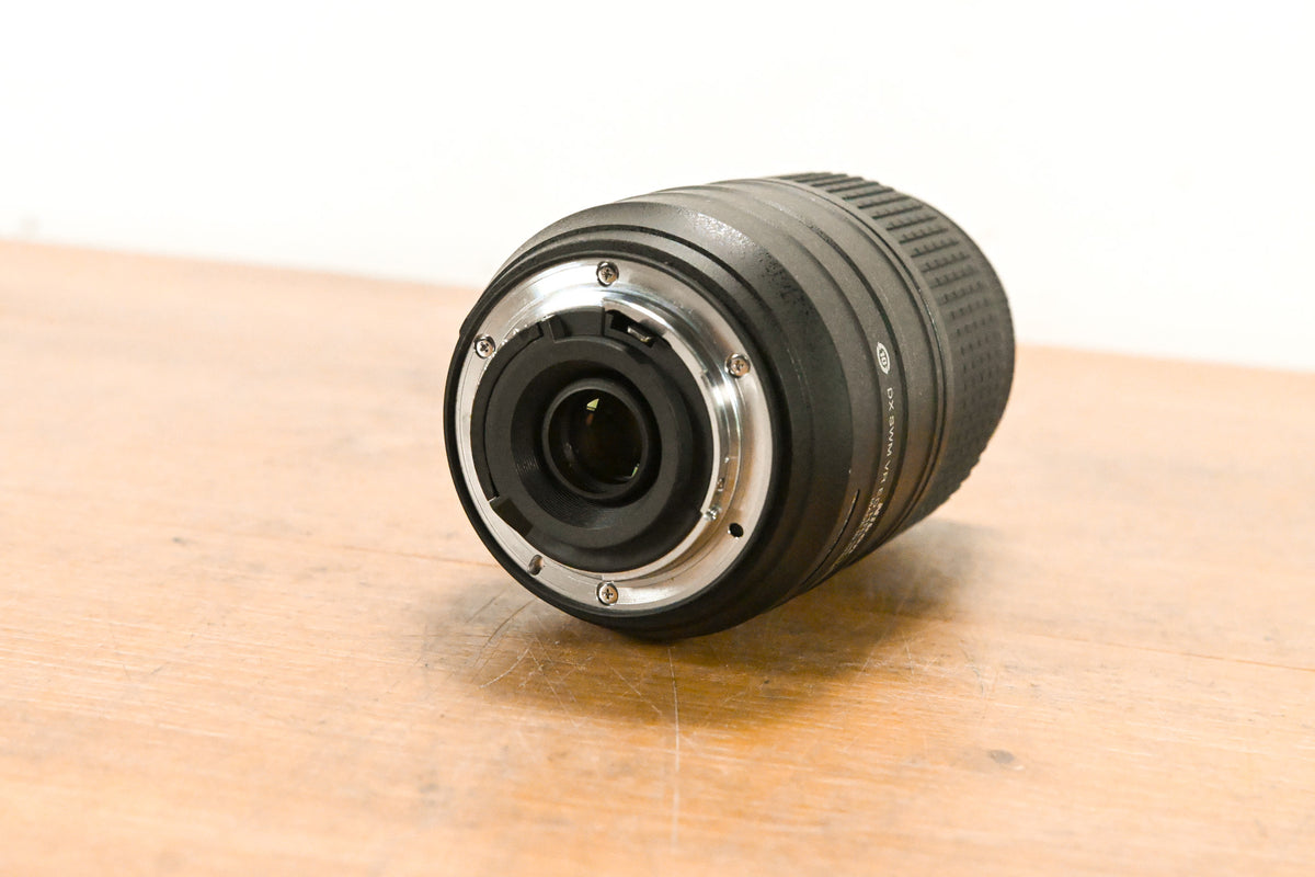 Nikon AF-S DX NIKKOR 55-300mm f/4.5-5.6G ED VR Zoom Lens
