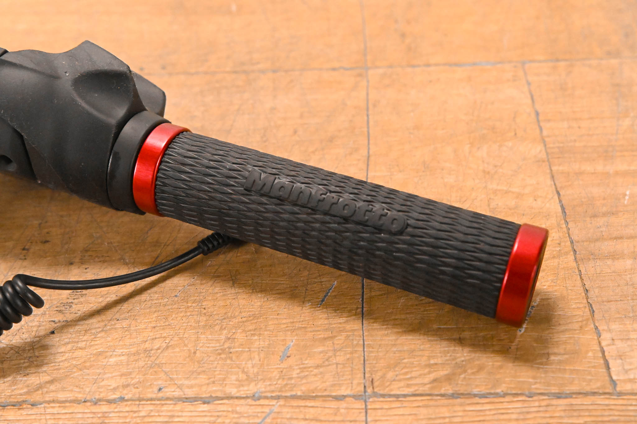 Manfrotto MVR901EPLA Pan-Bar Remote Control for Cameras with LANC