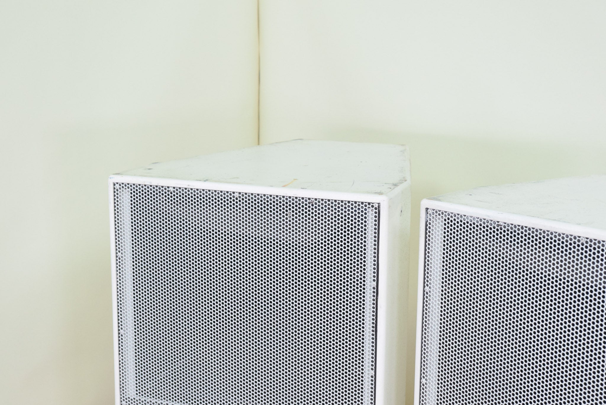 EAW MH660iEx 2-Way, Mid/High Loudspeaker (PAIR)