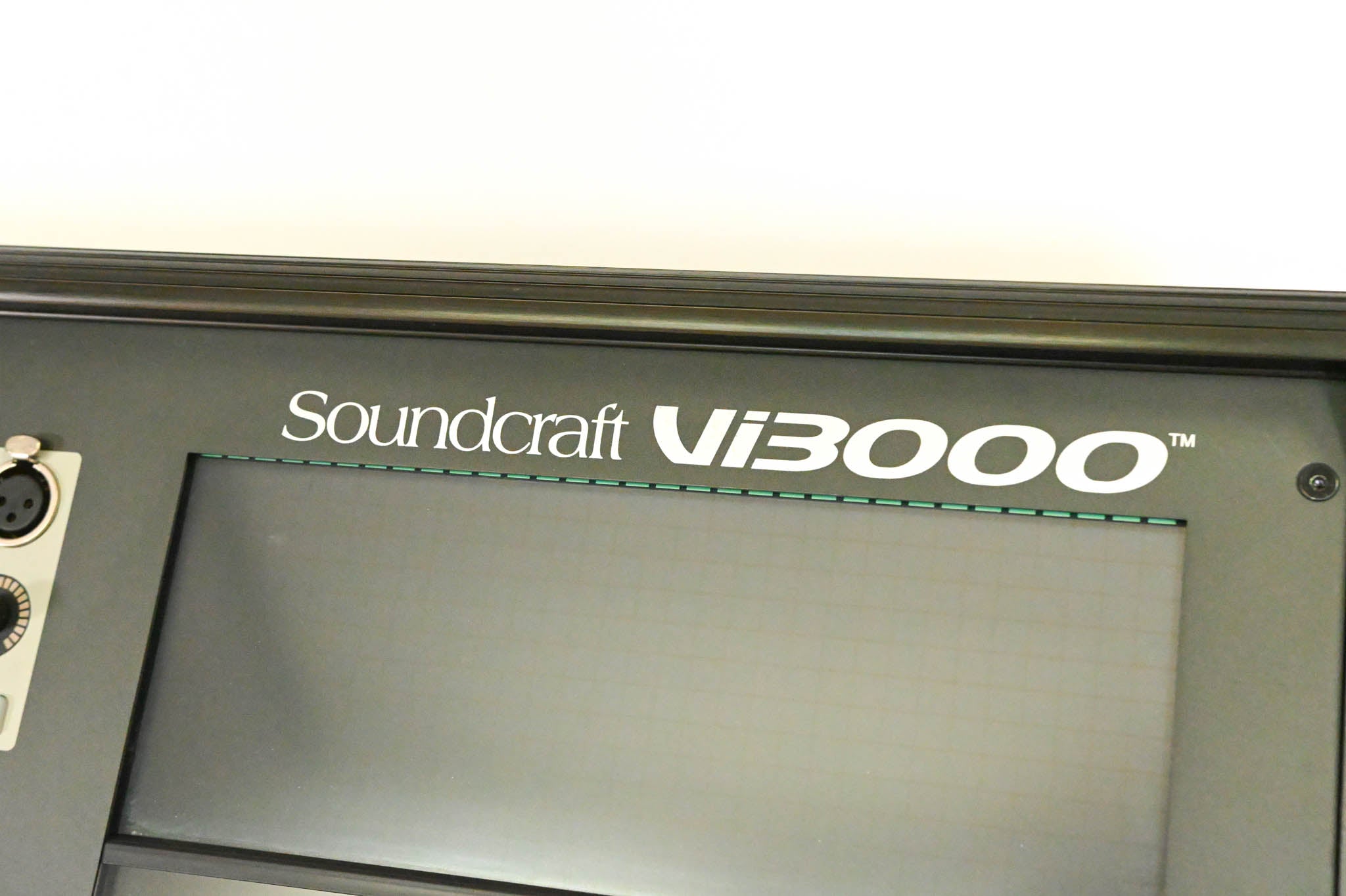 Soundcraft Vi3000 64-Channel Digital Mixing Console