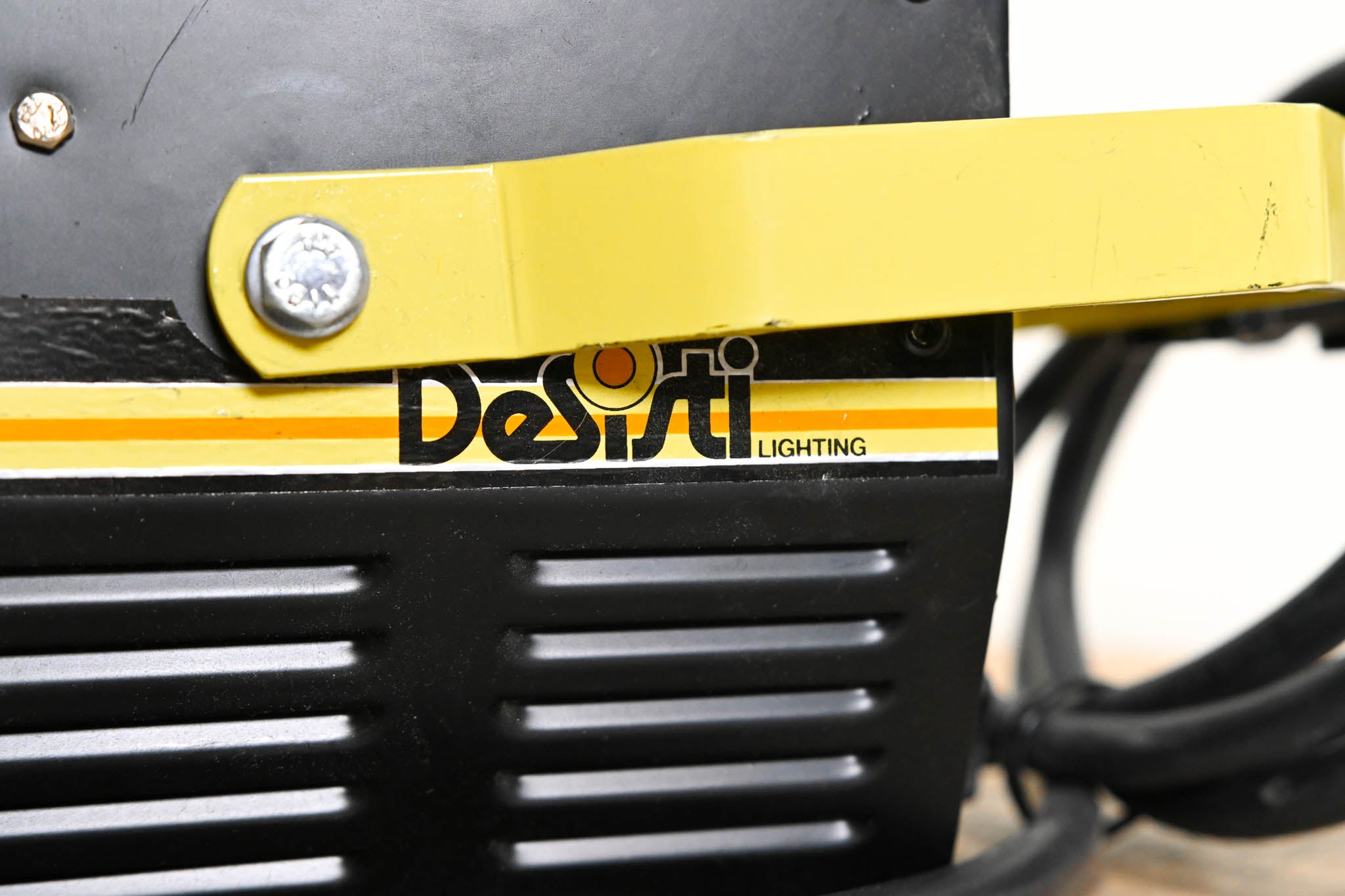 DeSisti Magis 300 Fresnel Light