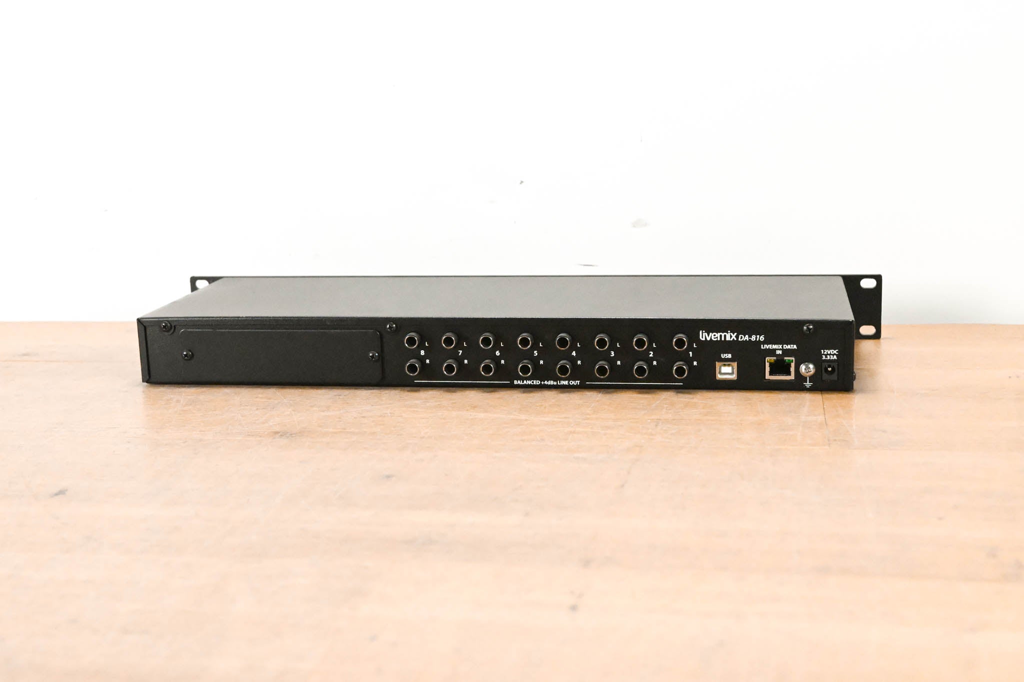 Digital Audio Labs Livemix DA-816 Analog Output Unit (NO POWER SUPPLY)