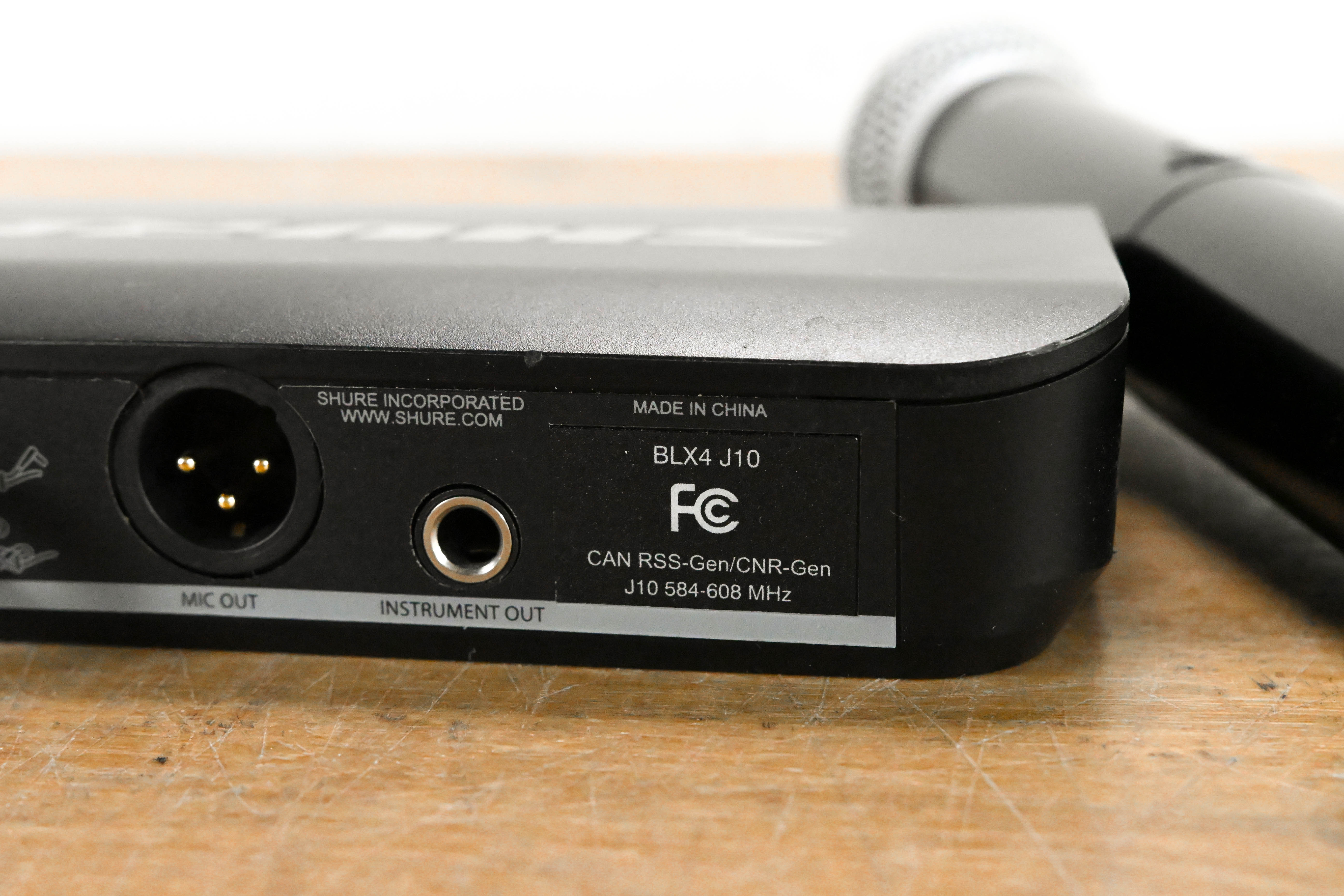 Shure BLX24/PG58 Handheld Wireless System - J10 Band (NO POWER SUPPLY)