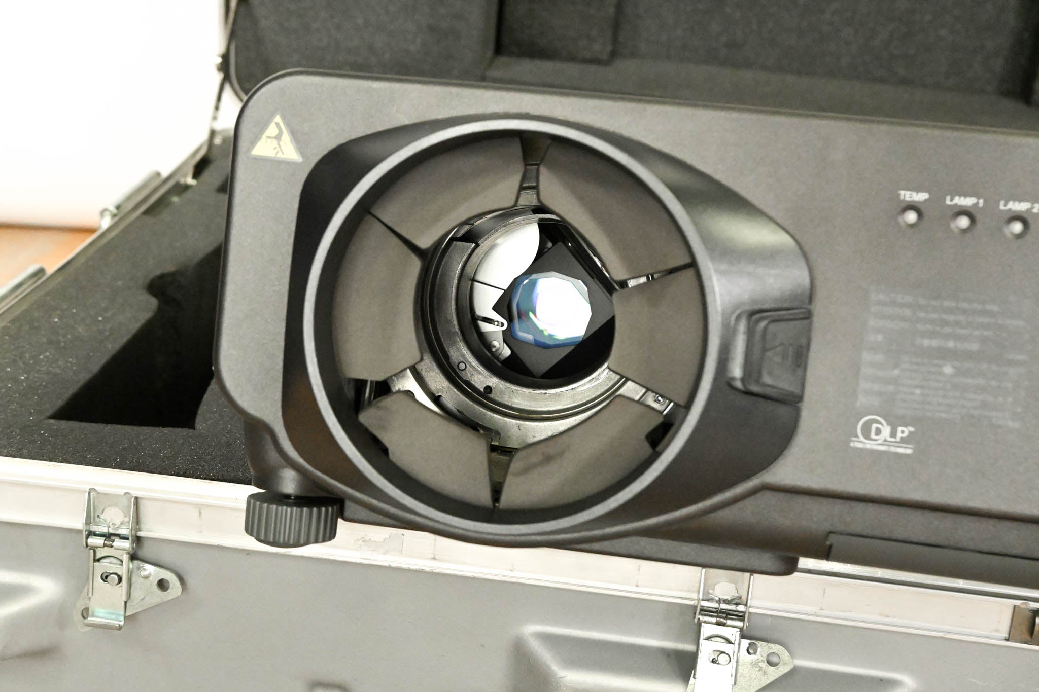 Panasonic PT-DW7000U-K 6000-Lumen DLP Projector with Case