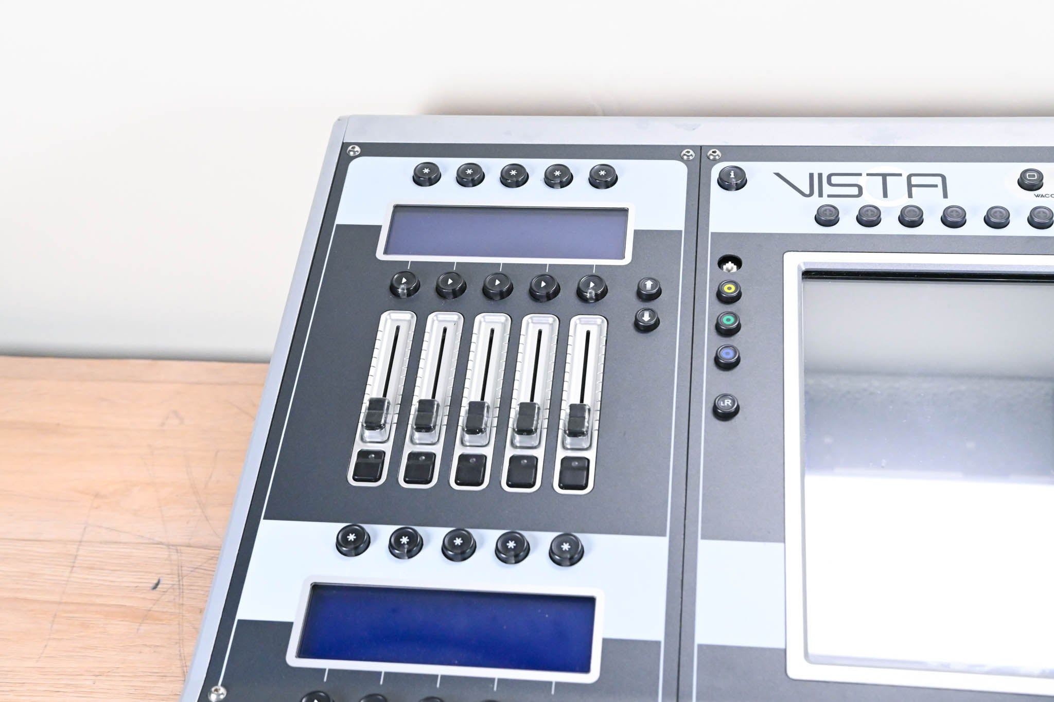 Jands Vista T2 Lighting Console