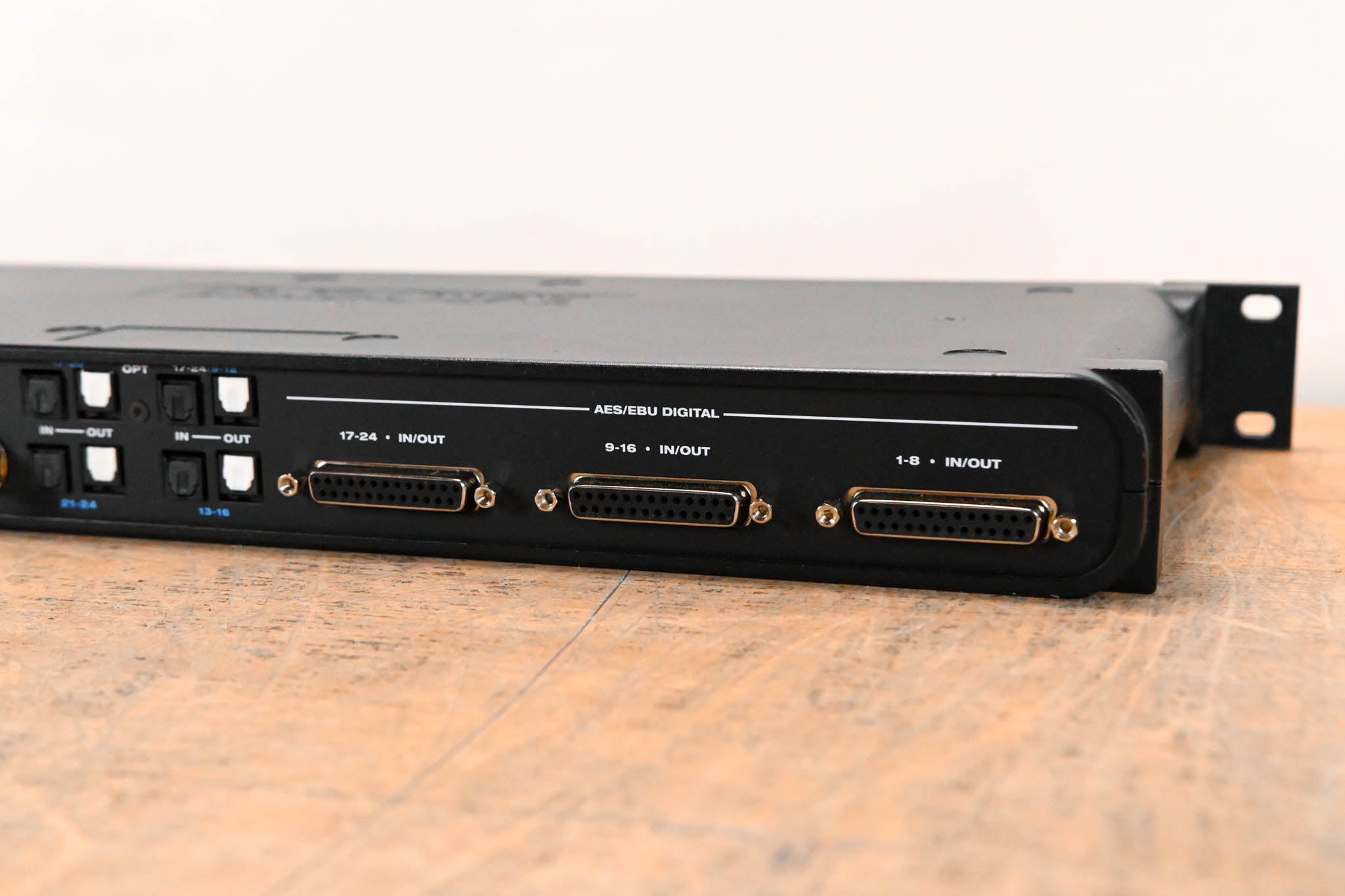 MOTU 112D 112x112 Thunderbolt / USB 2.0 Audio Interface