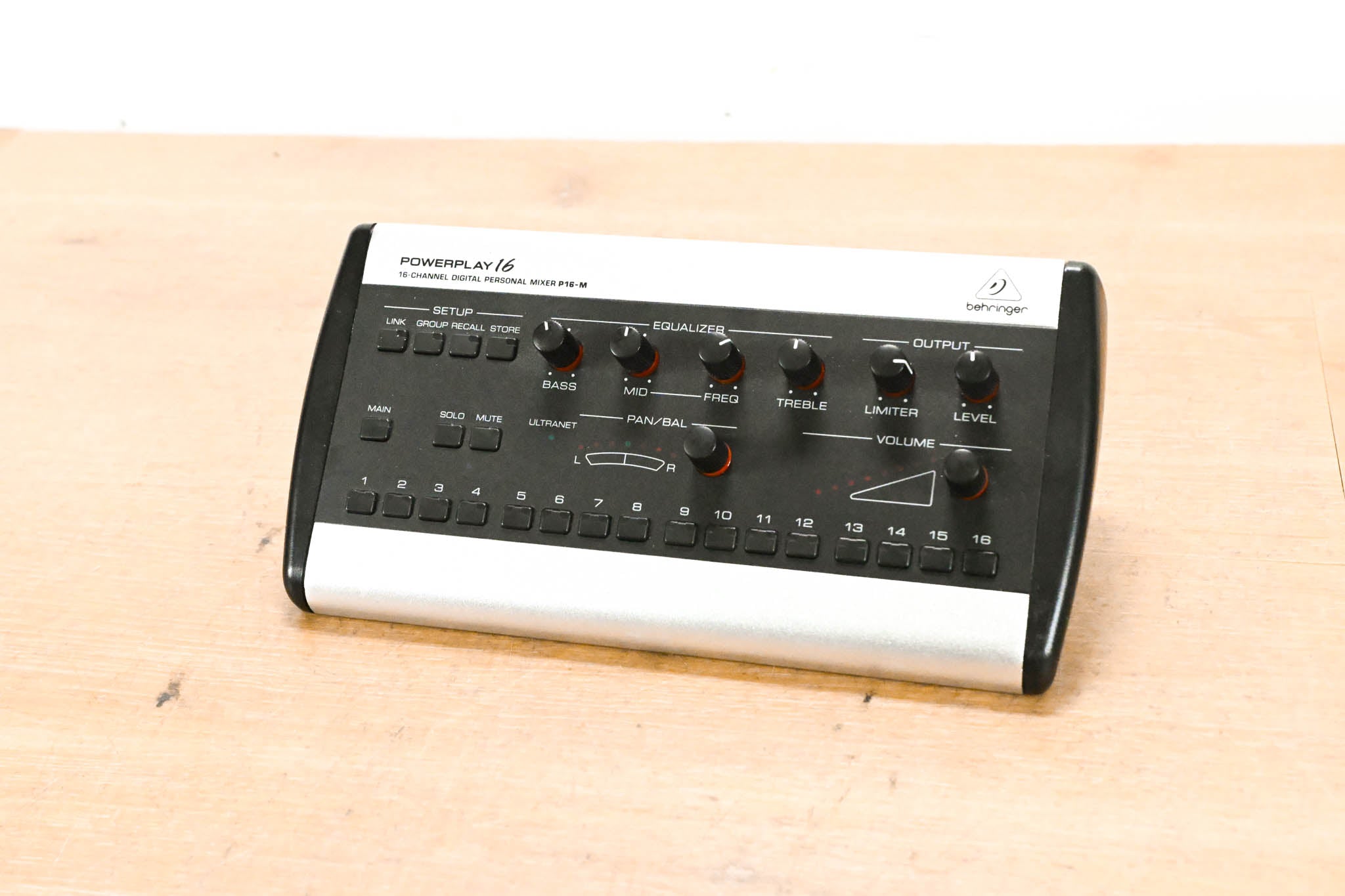 Behringer Powerplay P16-M 16-Channel Digital Personal Mixer