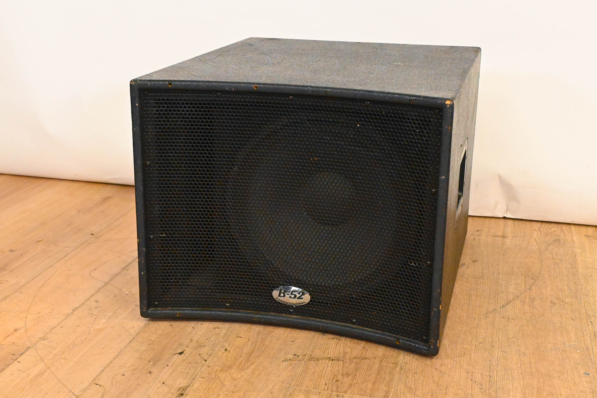 B-52 Matrix 1000 15" Active Subwoofer