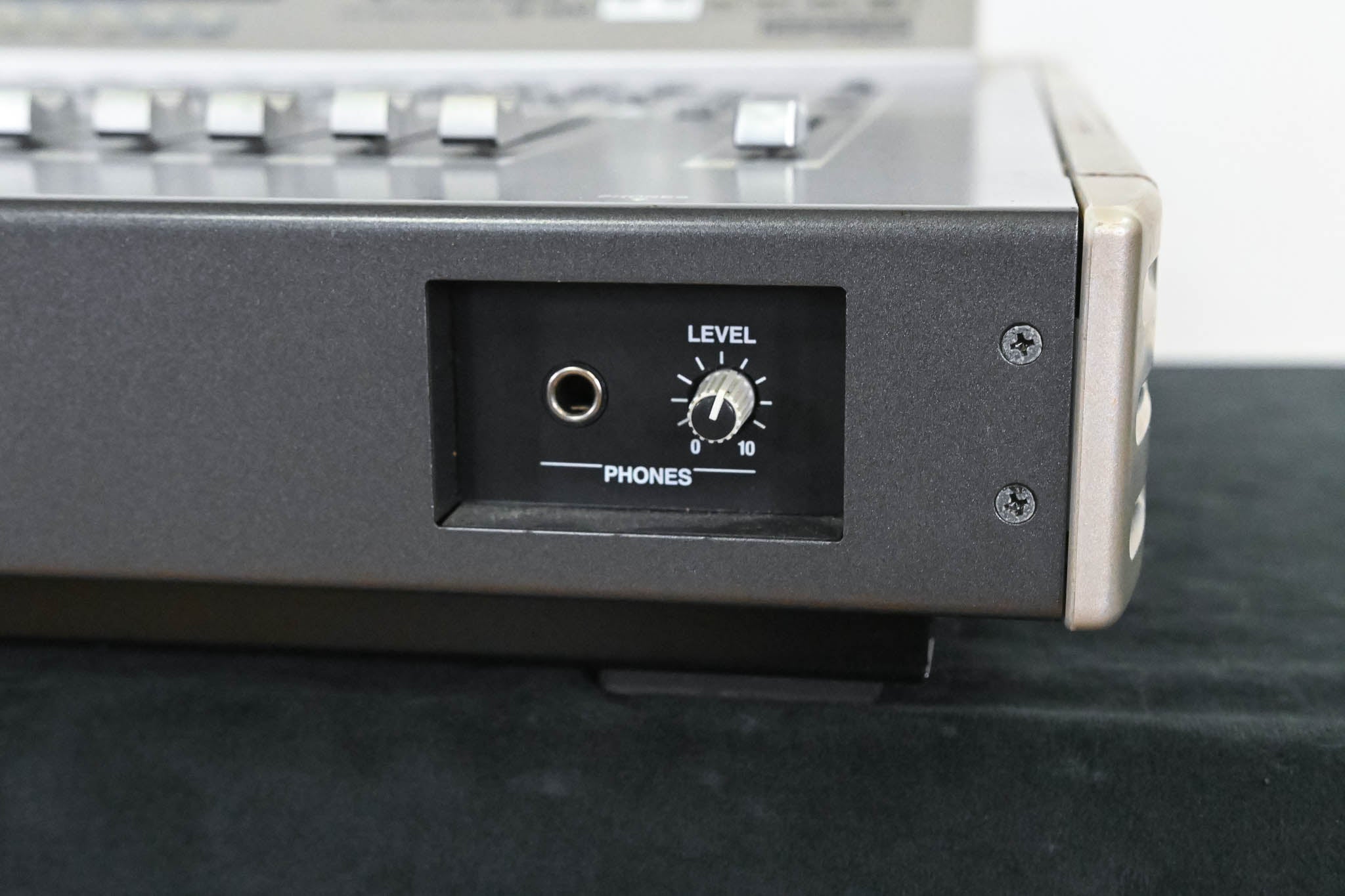 Roland M-400 48-Channel Live Digital Mixing Console