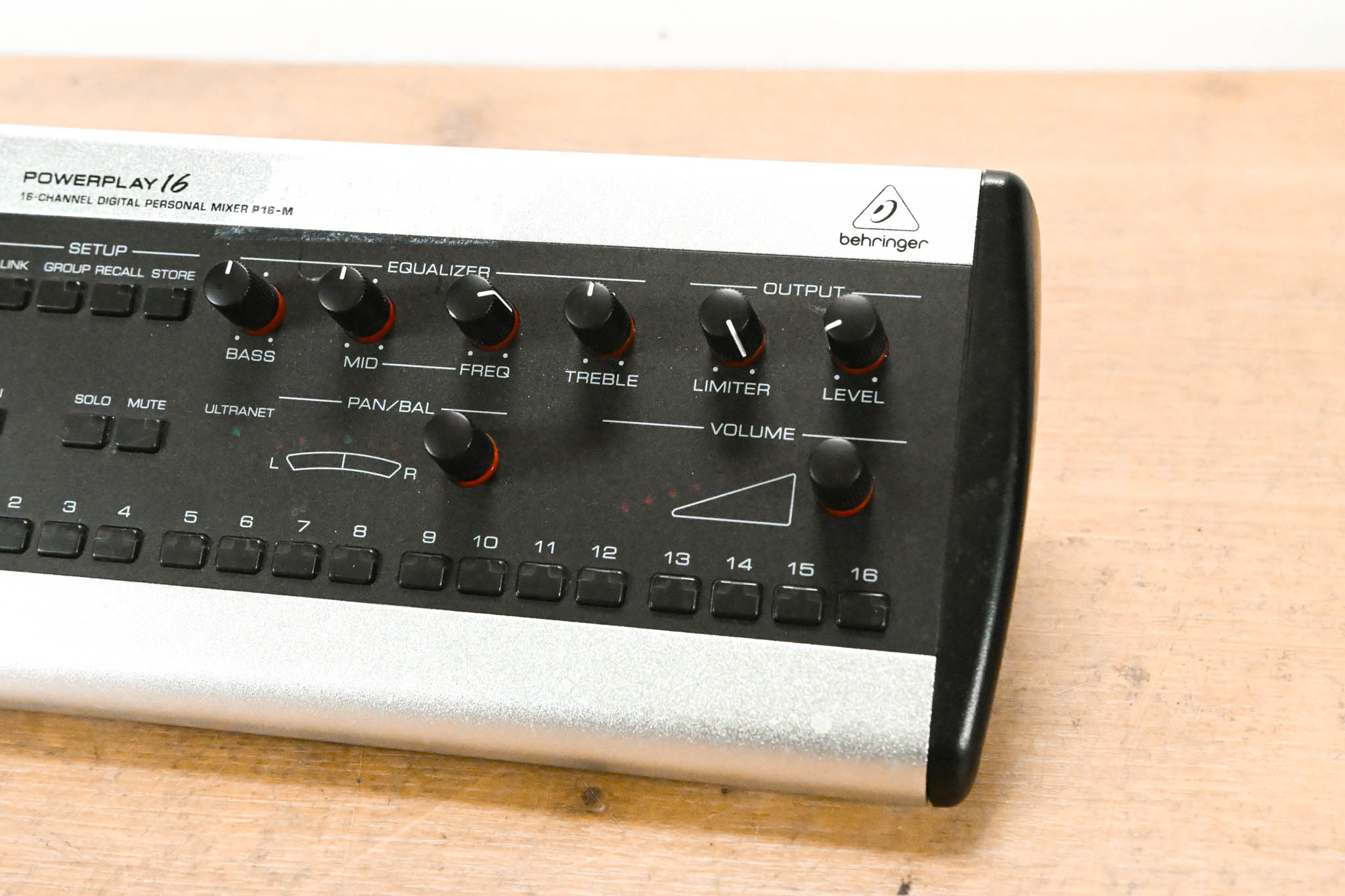 Behringer Powerplay P16-M 16-Channel Digital Personal Mixer