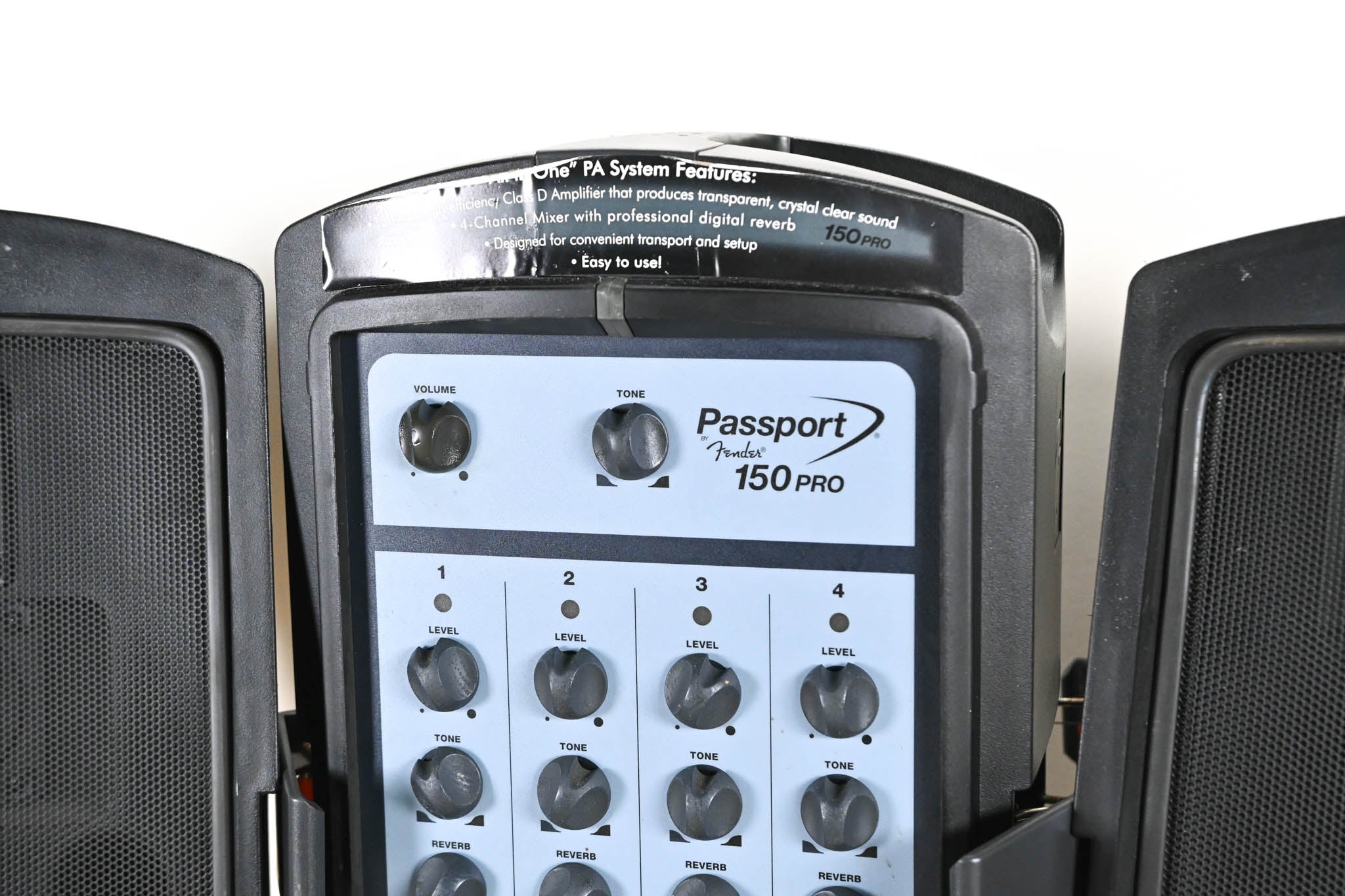 Fender Passport P-150 Pro 4-Channel Portable PA System